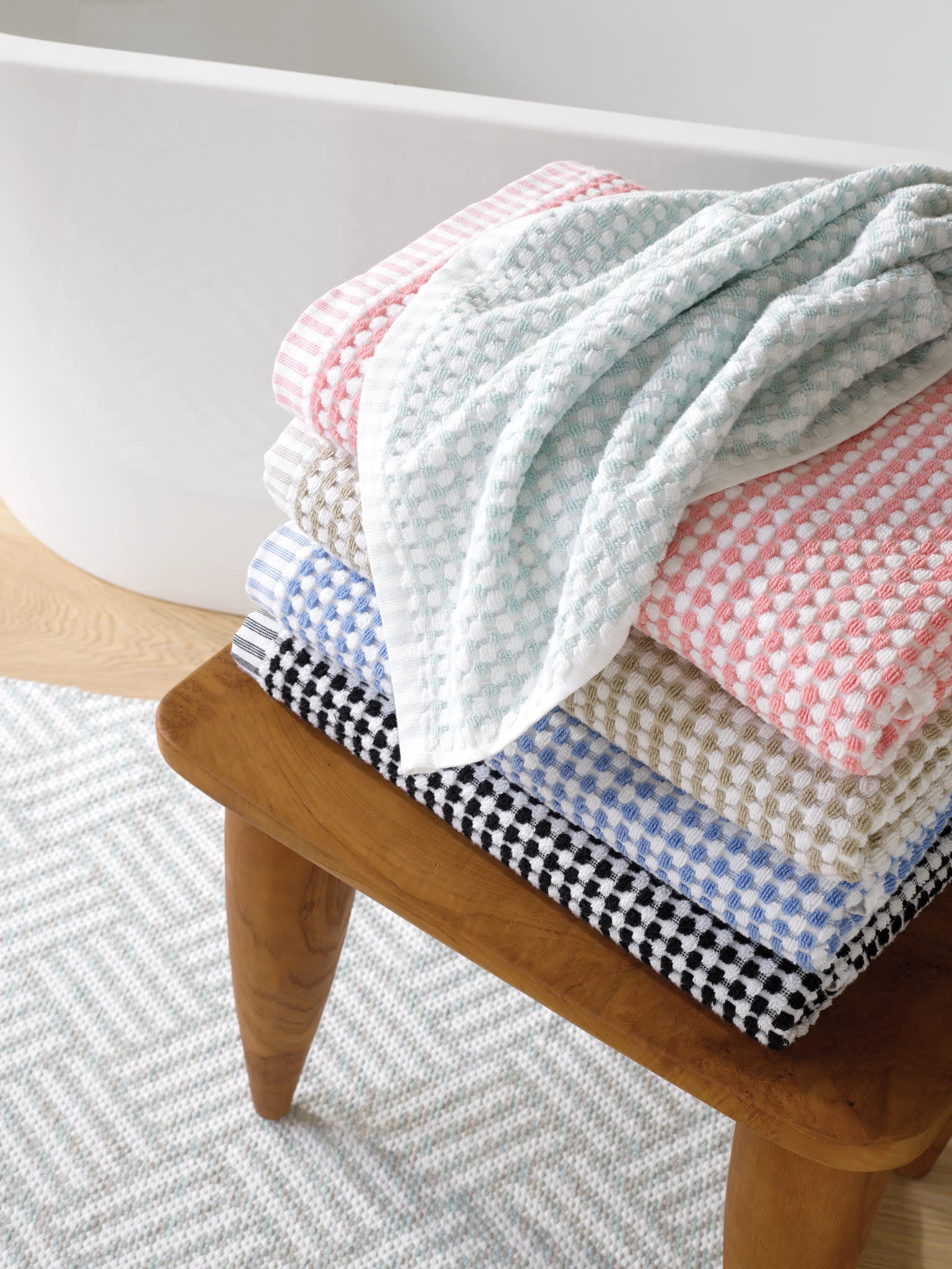 Crisscross Handwoven Indoor/Outdoor Rug | Ocean - Image 2