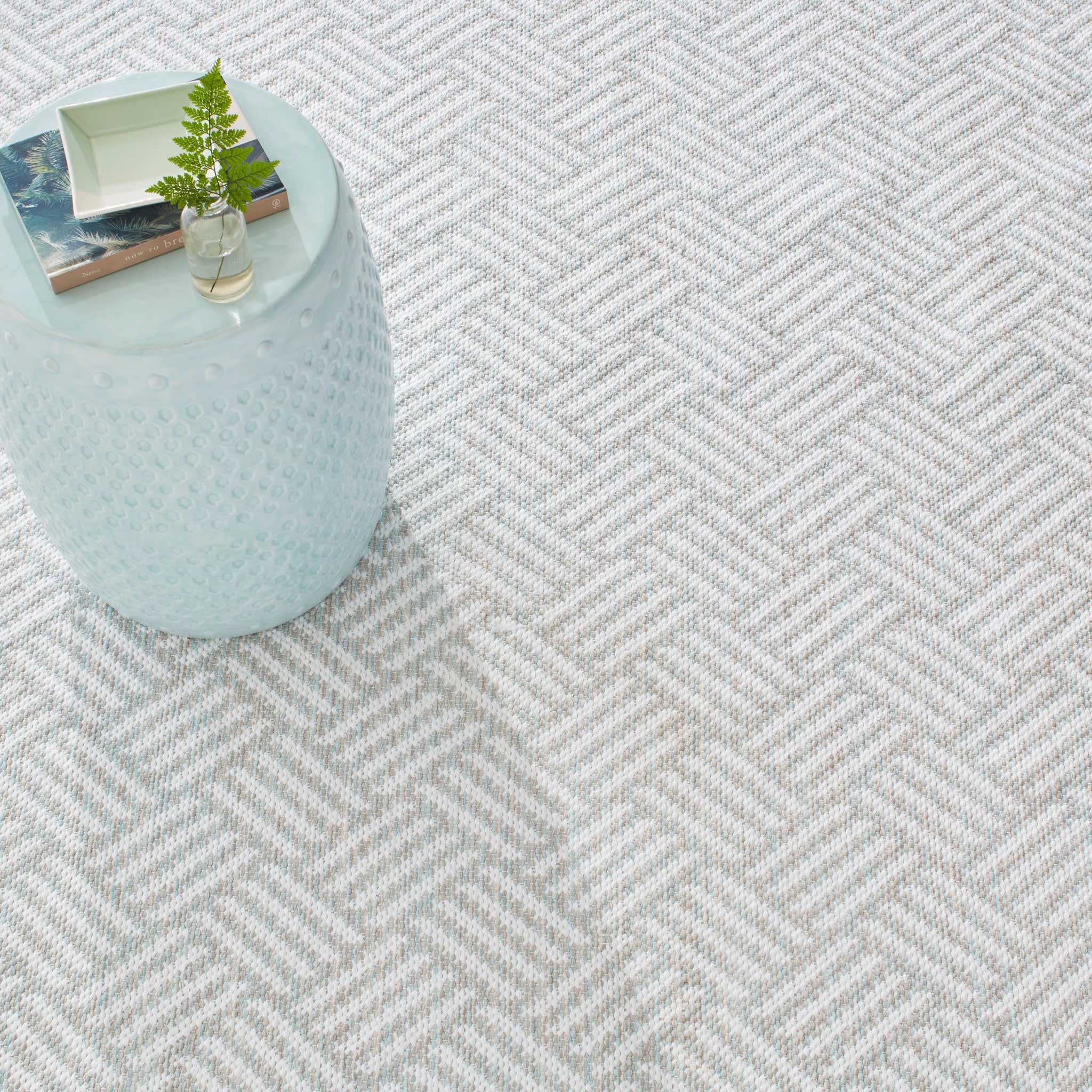 Crisscross Handwoven Indoor/Outdoor Rug | Ocean - Image 4