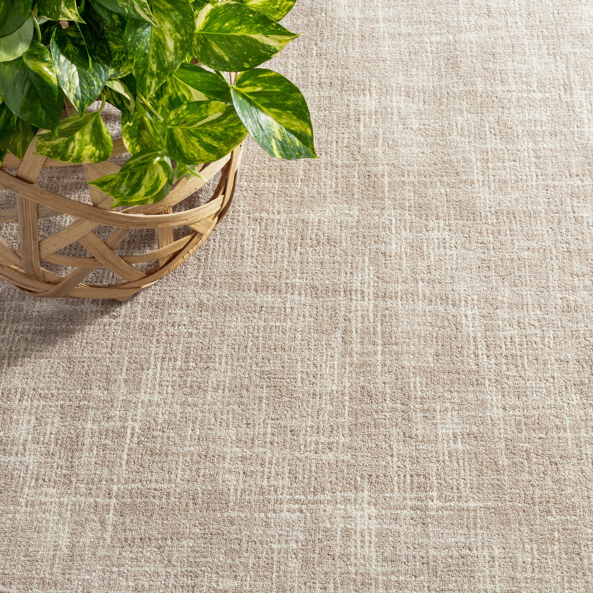 Crosshatch Hand Micro Hooked Wool Rug | Sand - Image 2