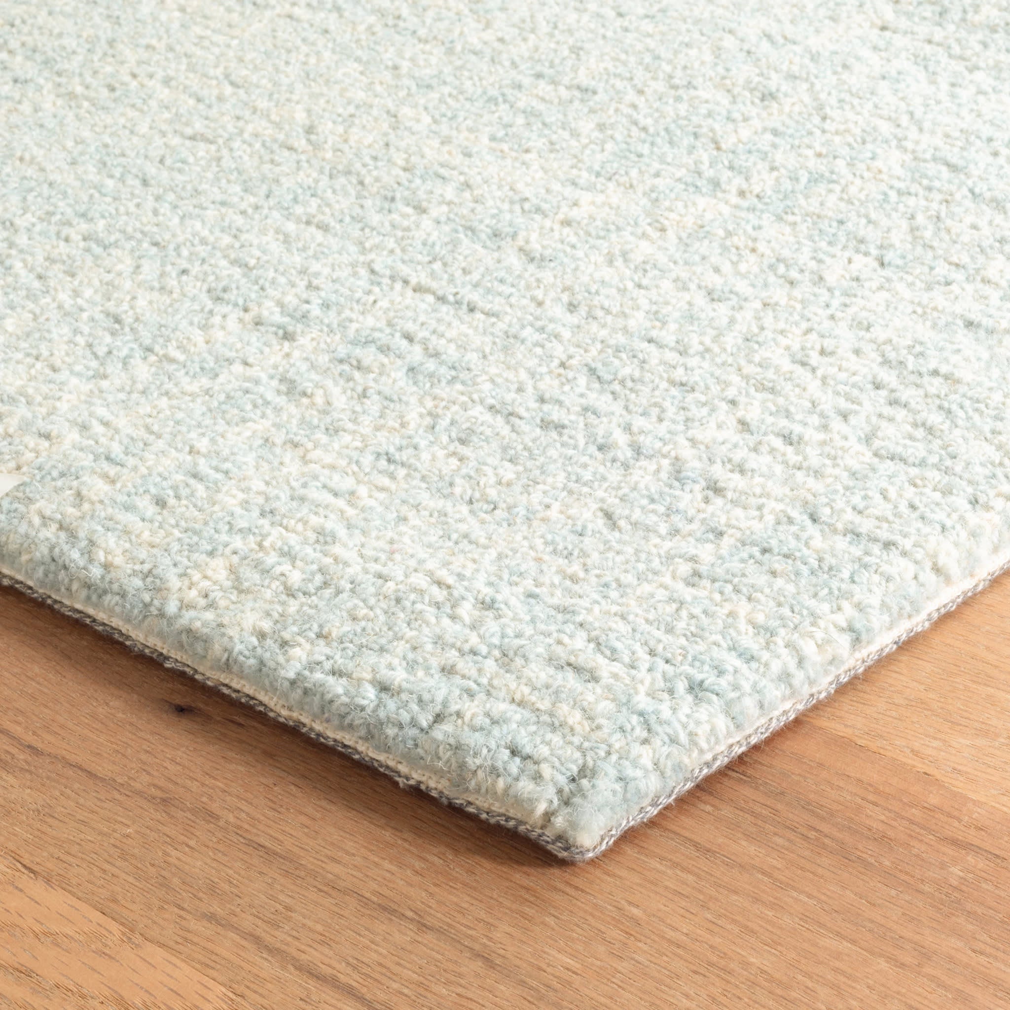 Crosshatch Hand Micro Hooked Wool Rug | Sky - Image 4