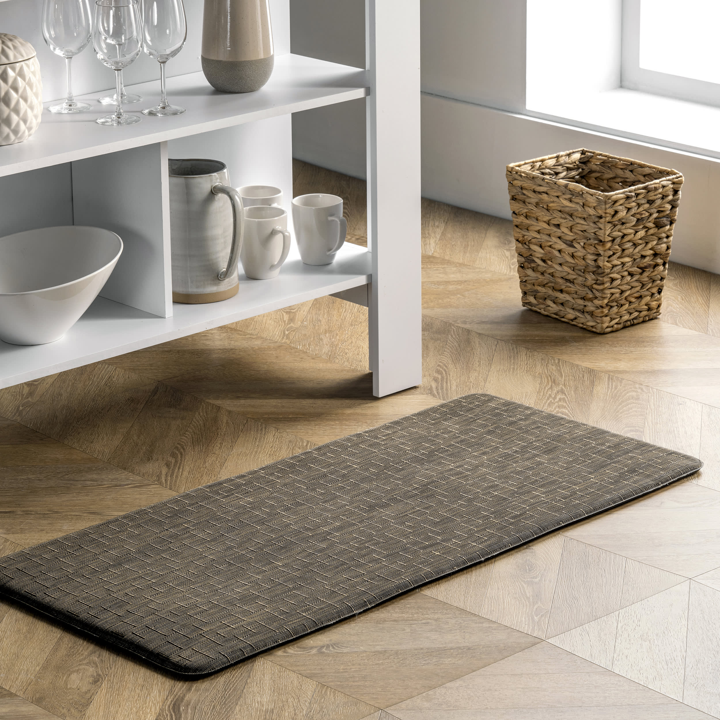 Crosshatched Woven Anti-Fatigue Mat | Black - Image 2