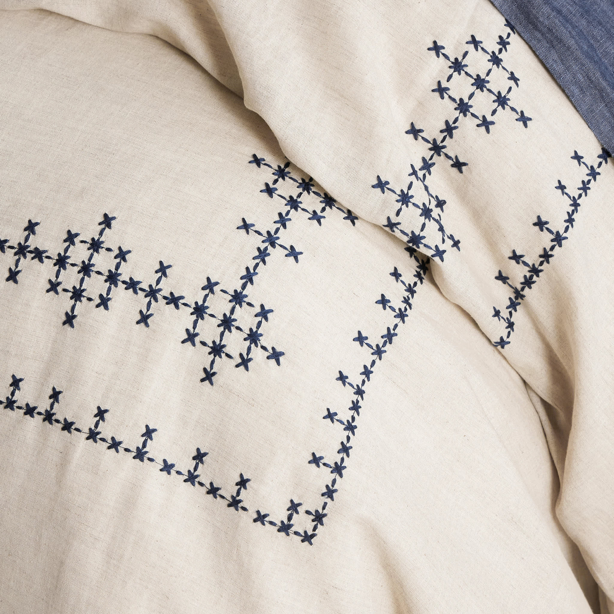 Cross-Stitch Linen Duvet Cover | Navy - Image 3