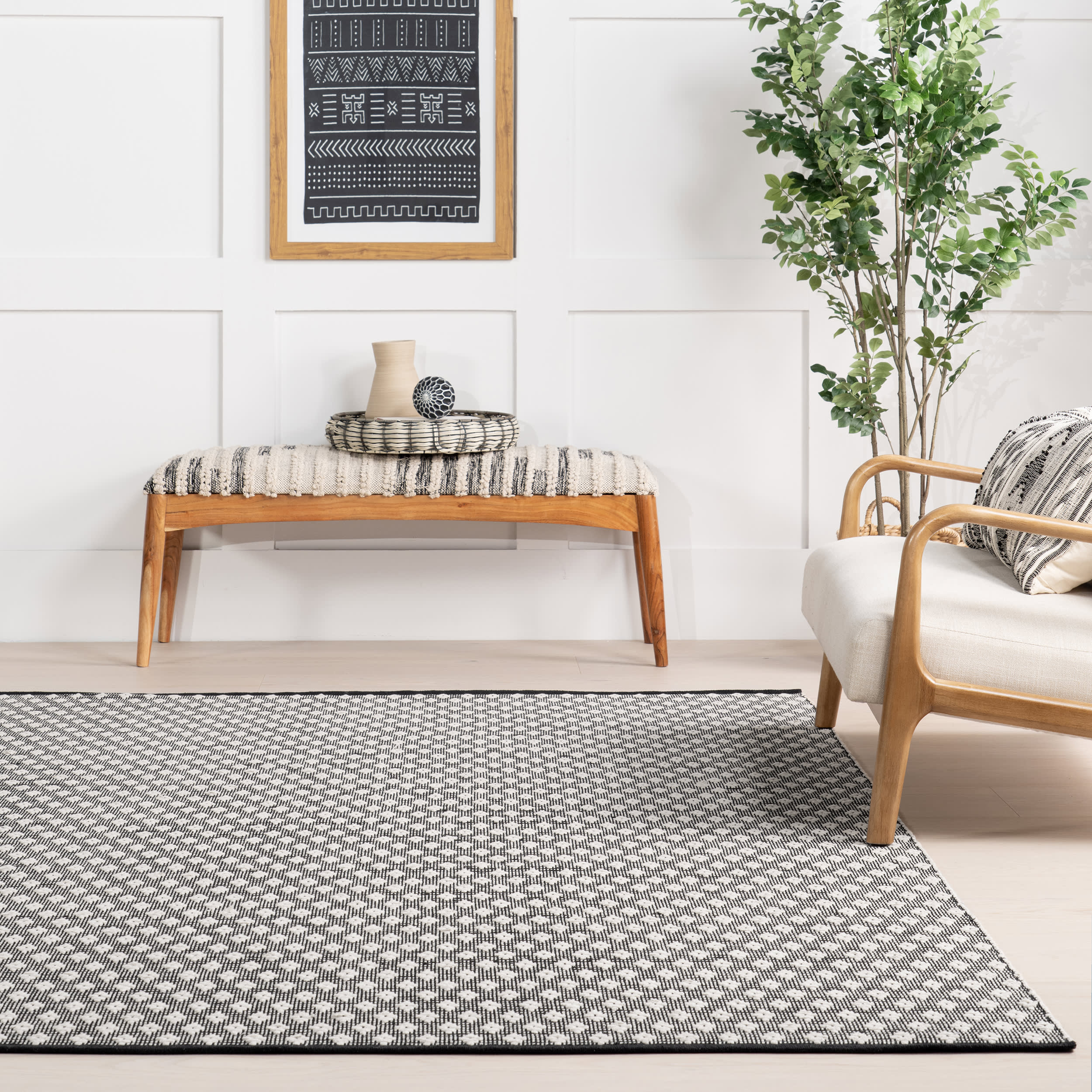 Dainty Diamond Handwoven Cotton Rug | Black - Image 4