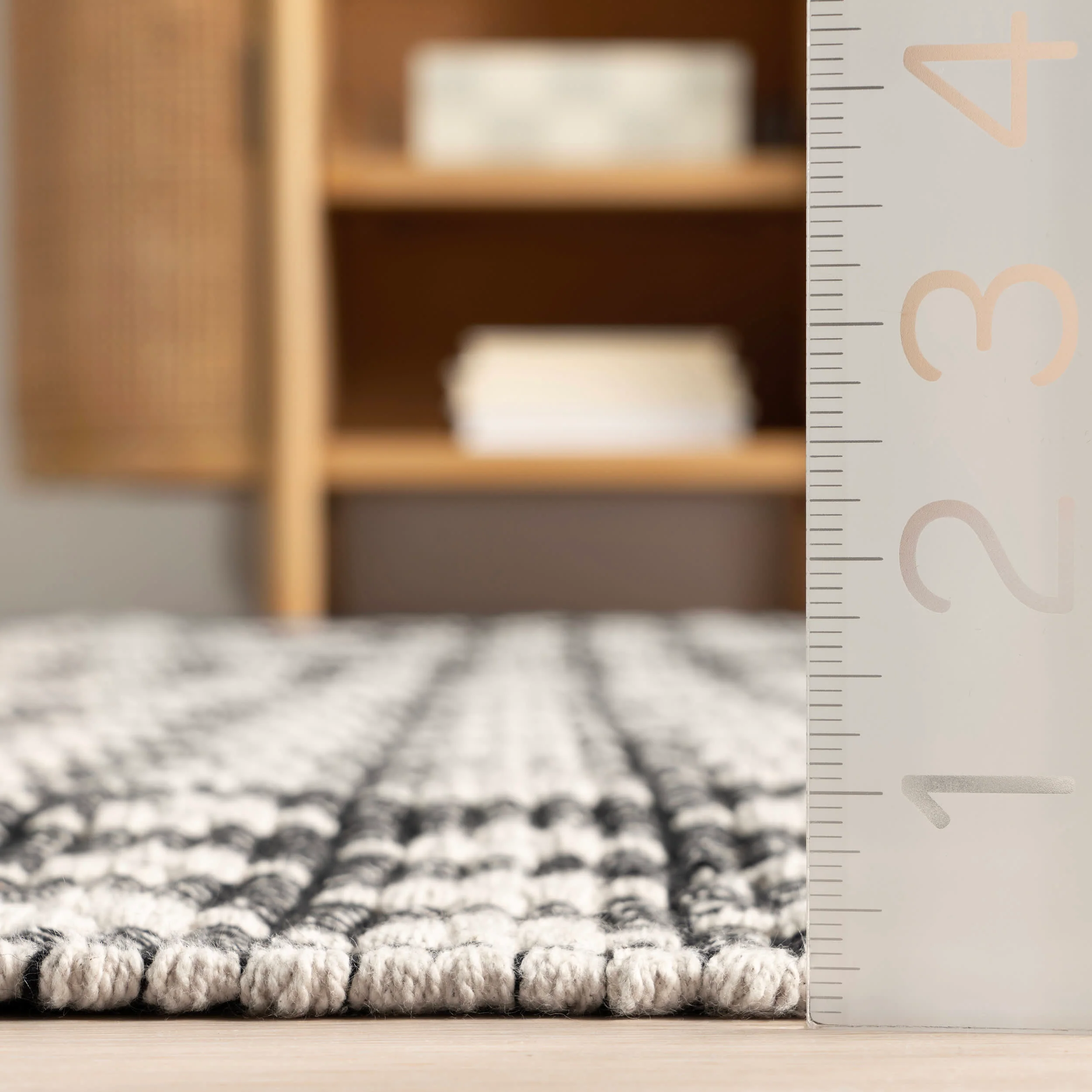 Dainty Diamond Handwoven Cotton Rug | Black - Image 5