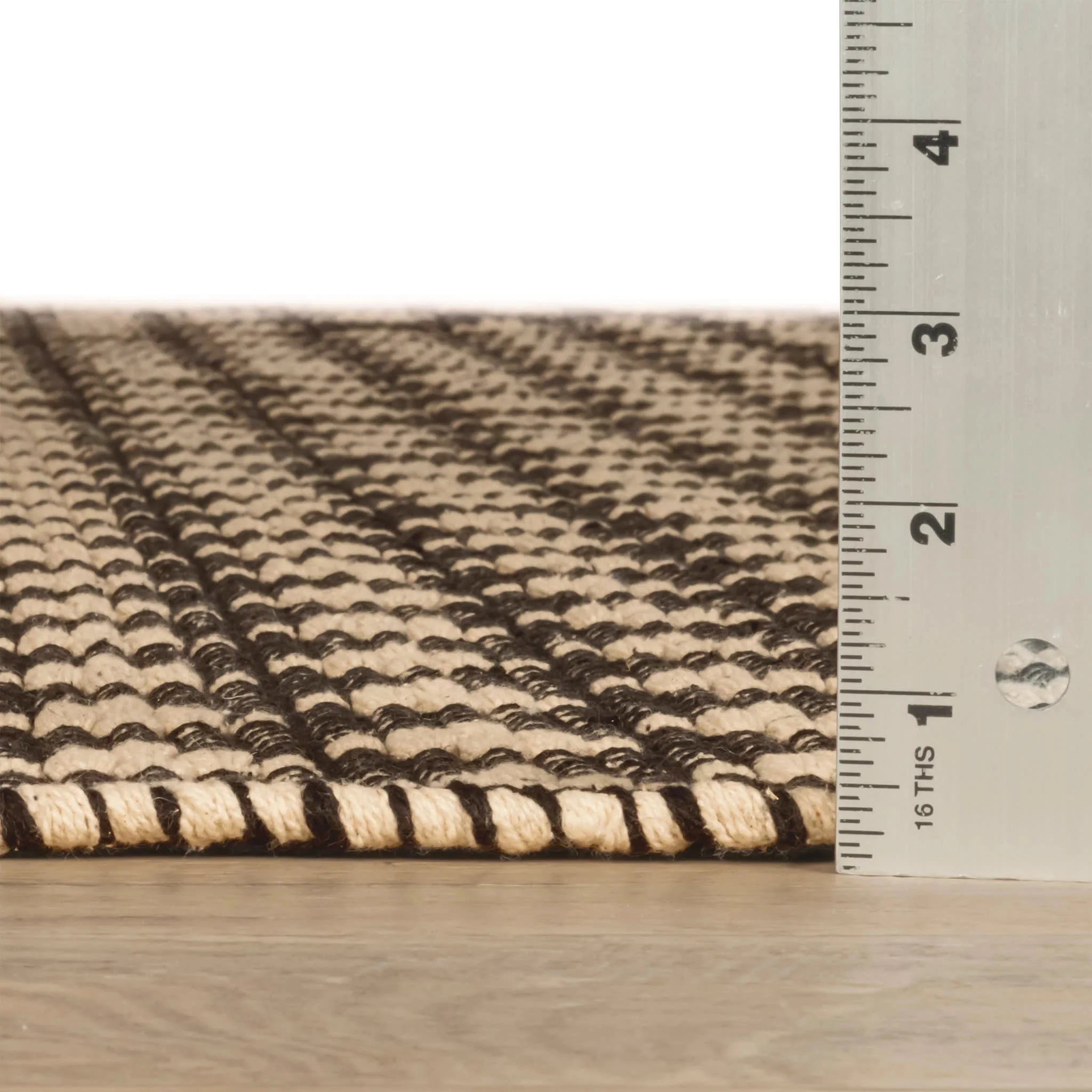 Dainty Diamond Handwoven Cotton Rug | Black/Ivory - Image 4