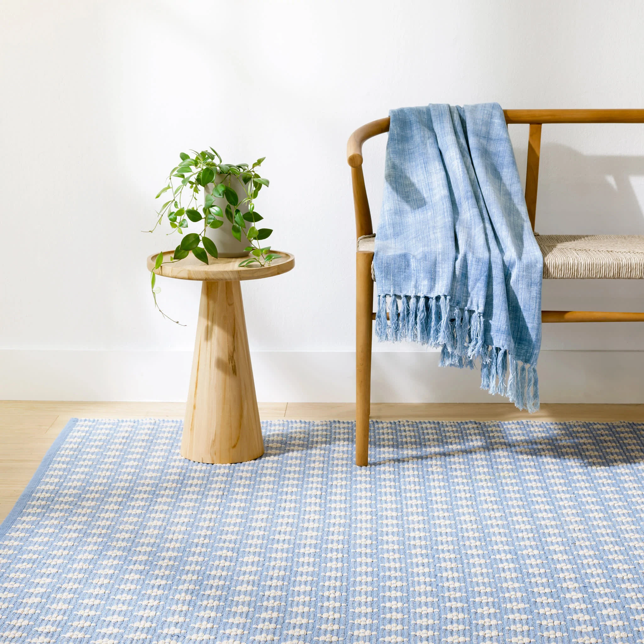 Dainty Diamond Handwoven Cotton Rug | Denim/Ivory - Image 2