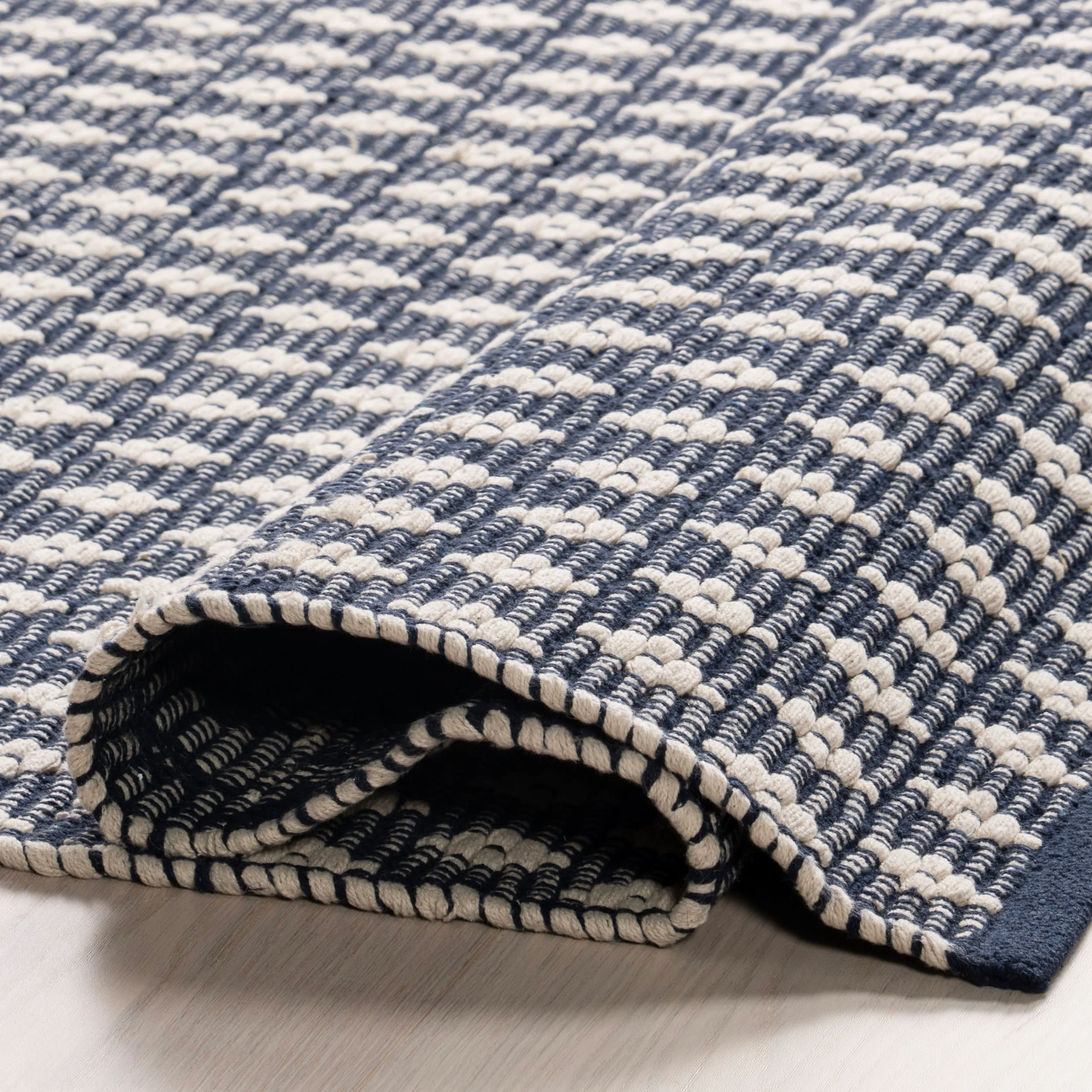 Dainty Diamond Handwoven Cotton Rug | Grey - Image 8