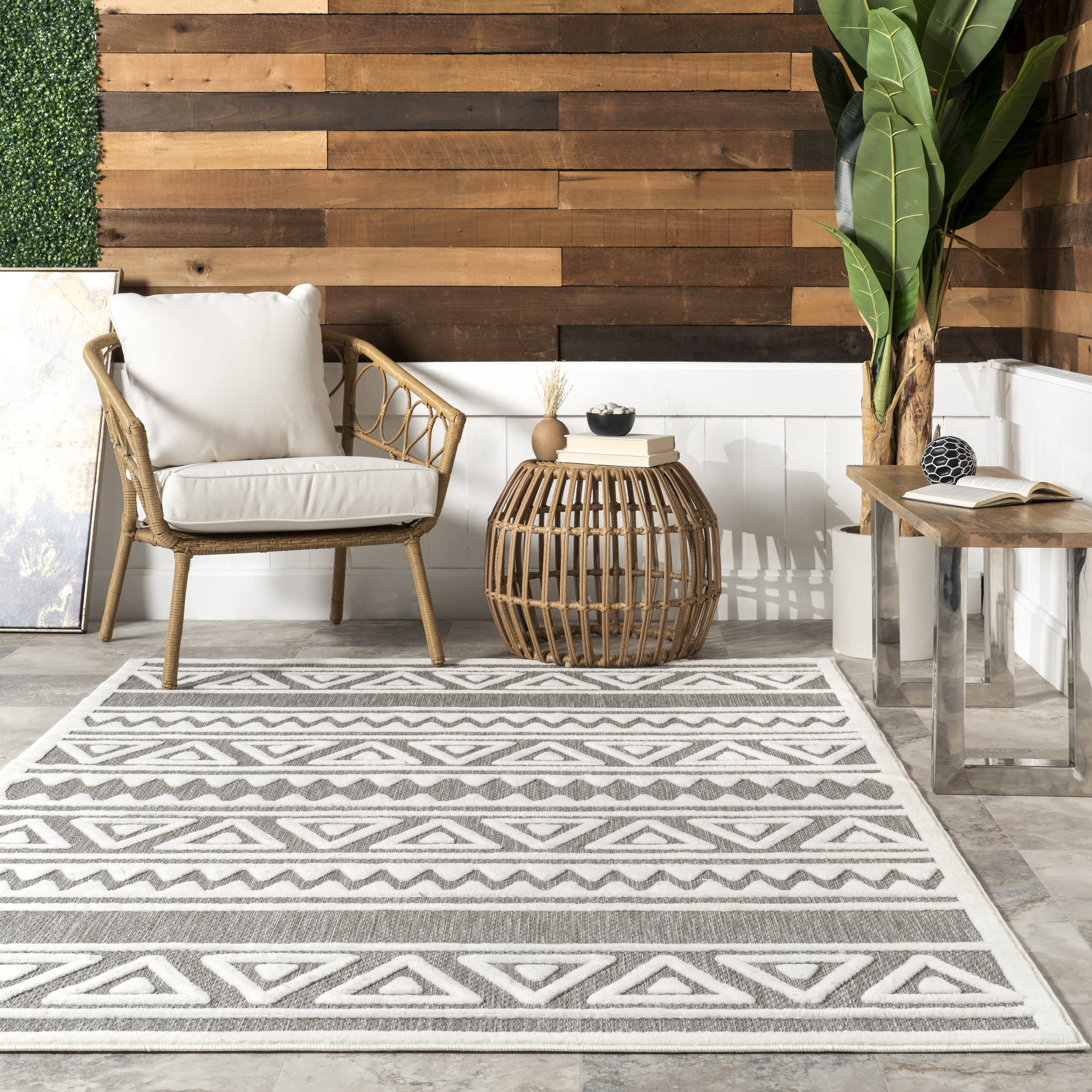 Dakota Indoor/Outdoor Banded Rug | Grey - Image 4