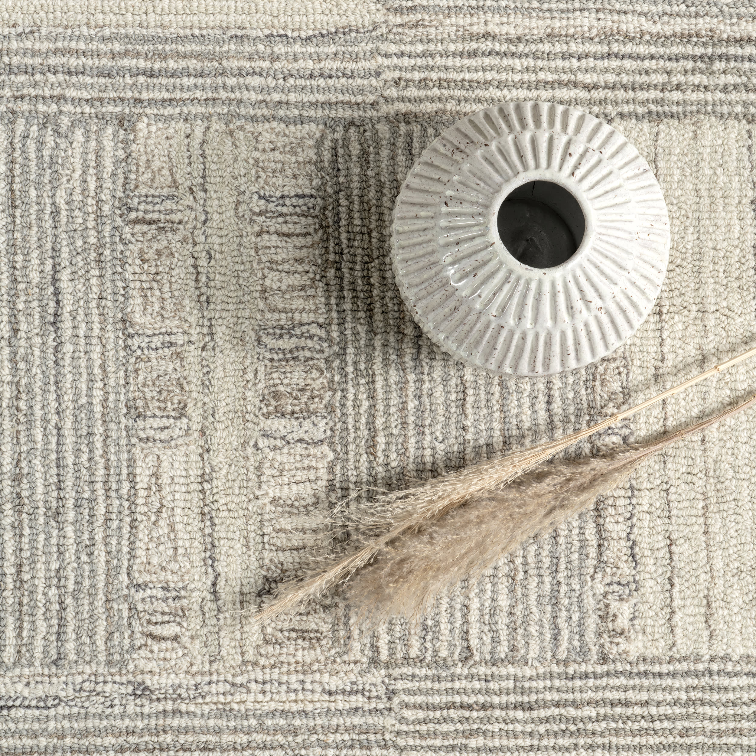 Deco Striped Tile Rug | Light Grey - Image 6