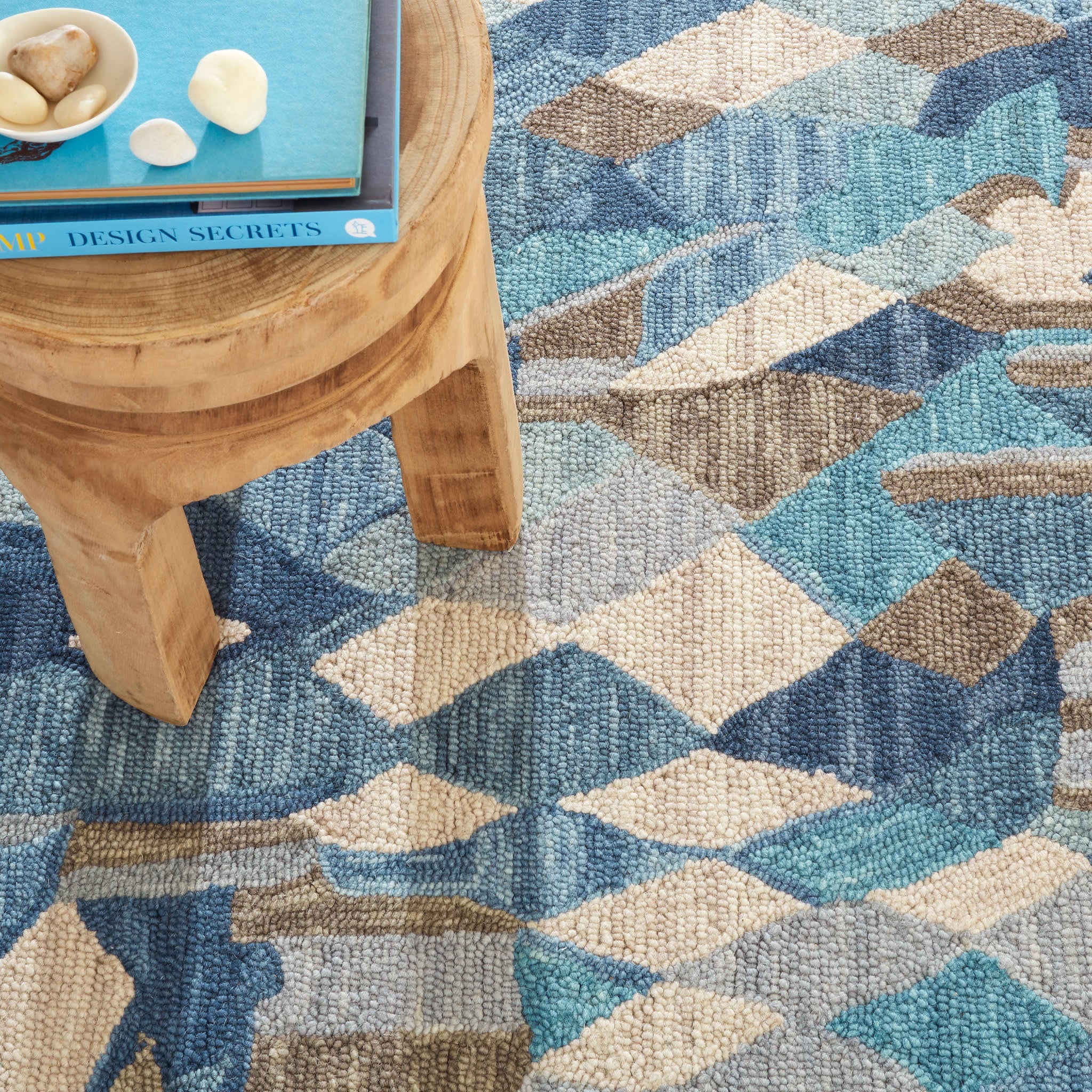 Deer Leap Hand Hooked Wool Rug | Blue - Image 5