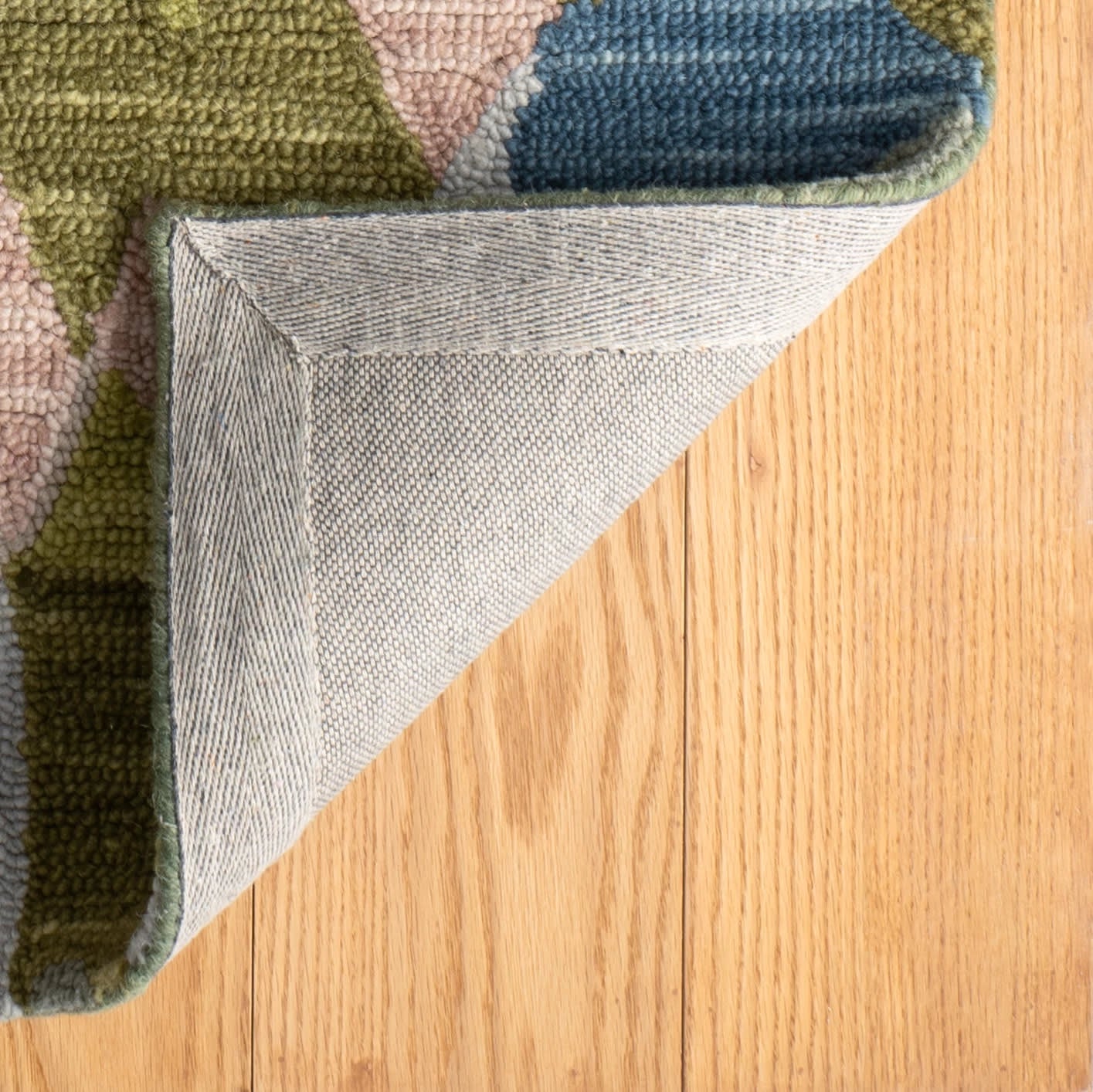 Deer Leap Hand Hooked Wool Rug | Coral - Image 8