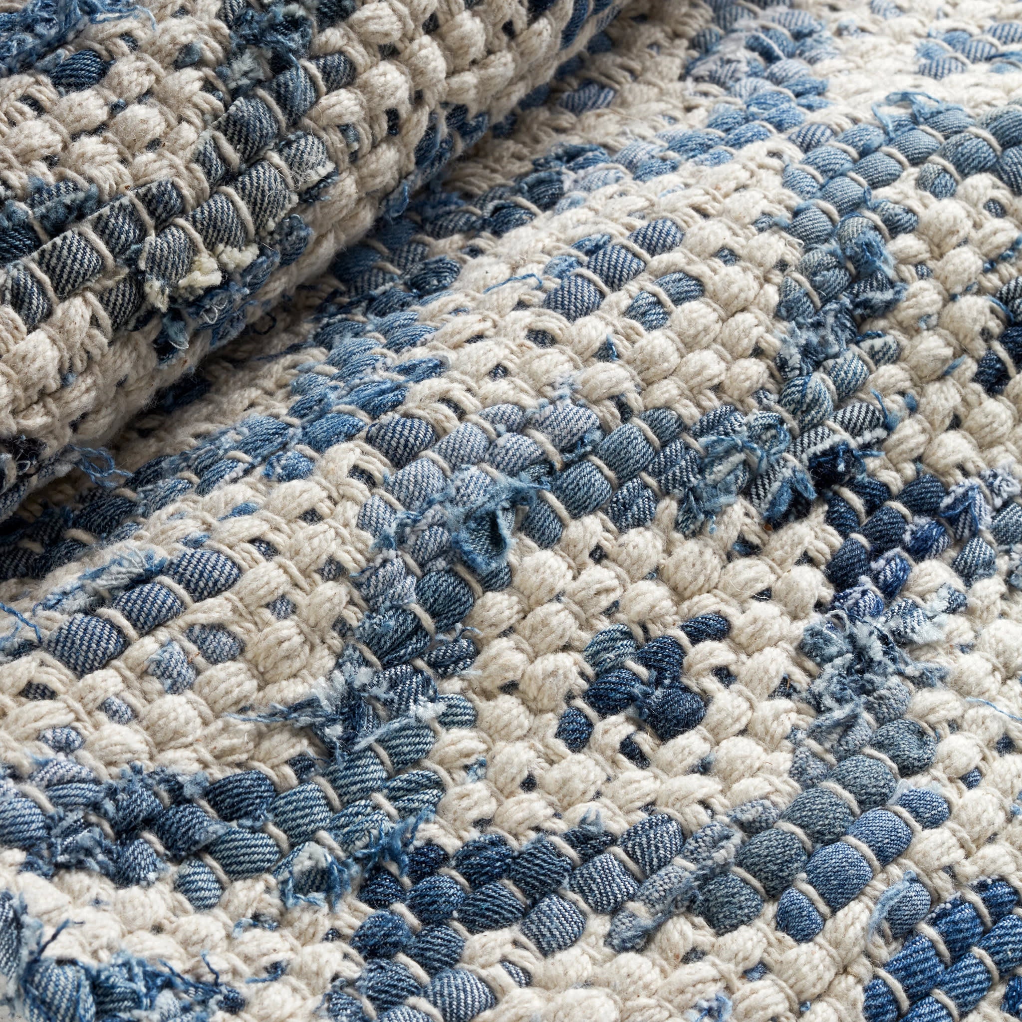 Denim Rag Diamond Handwoven Cotton Rug | Ivory - Image 5