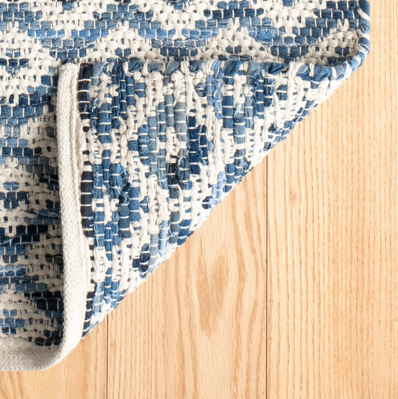 Denim Rag Diamond Handwoven Cotton Rug | Ivory - Image 6