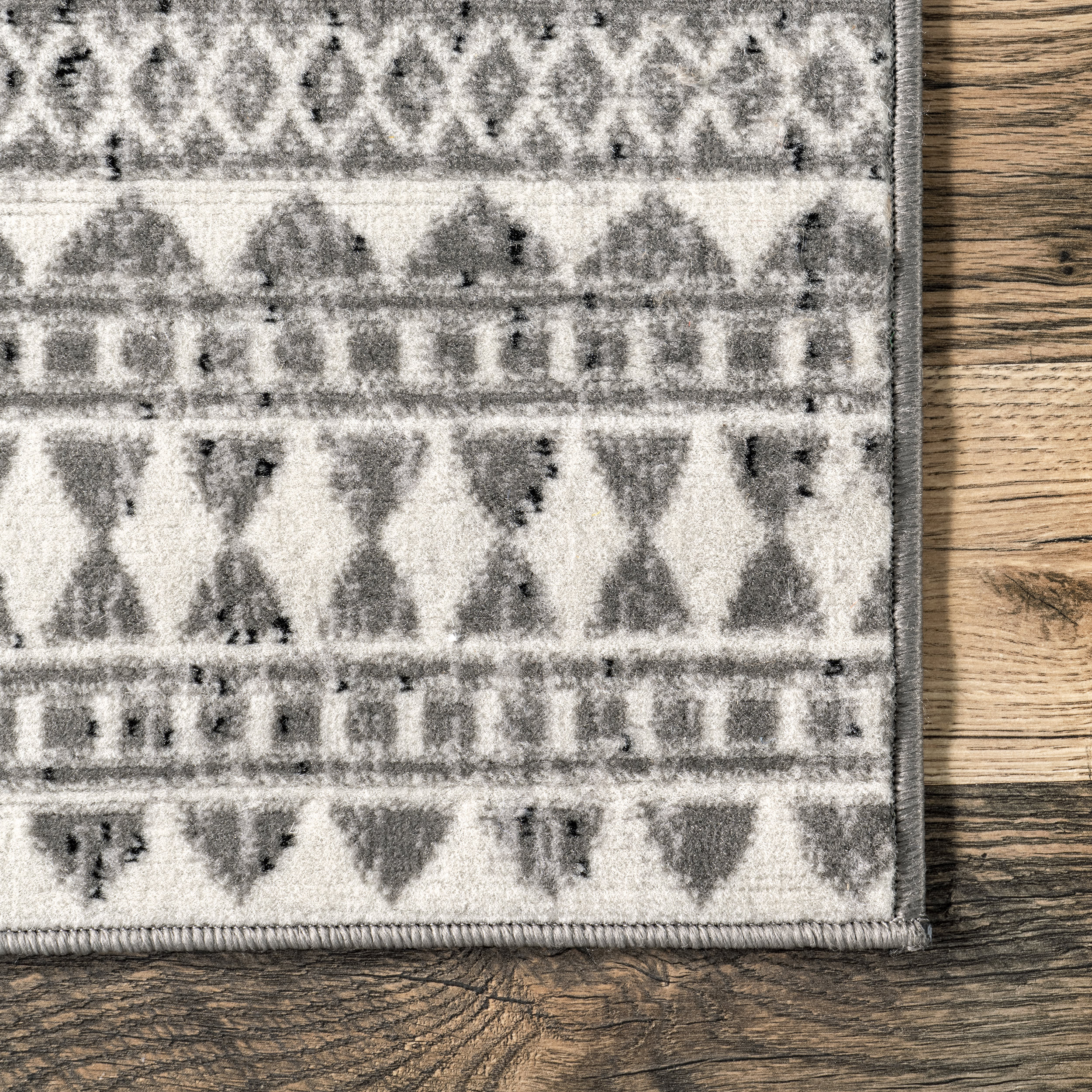 Devin Geometric Banded Rug | Grey - Image 3