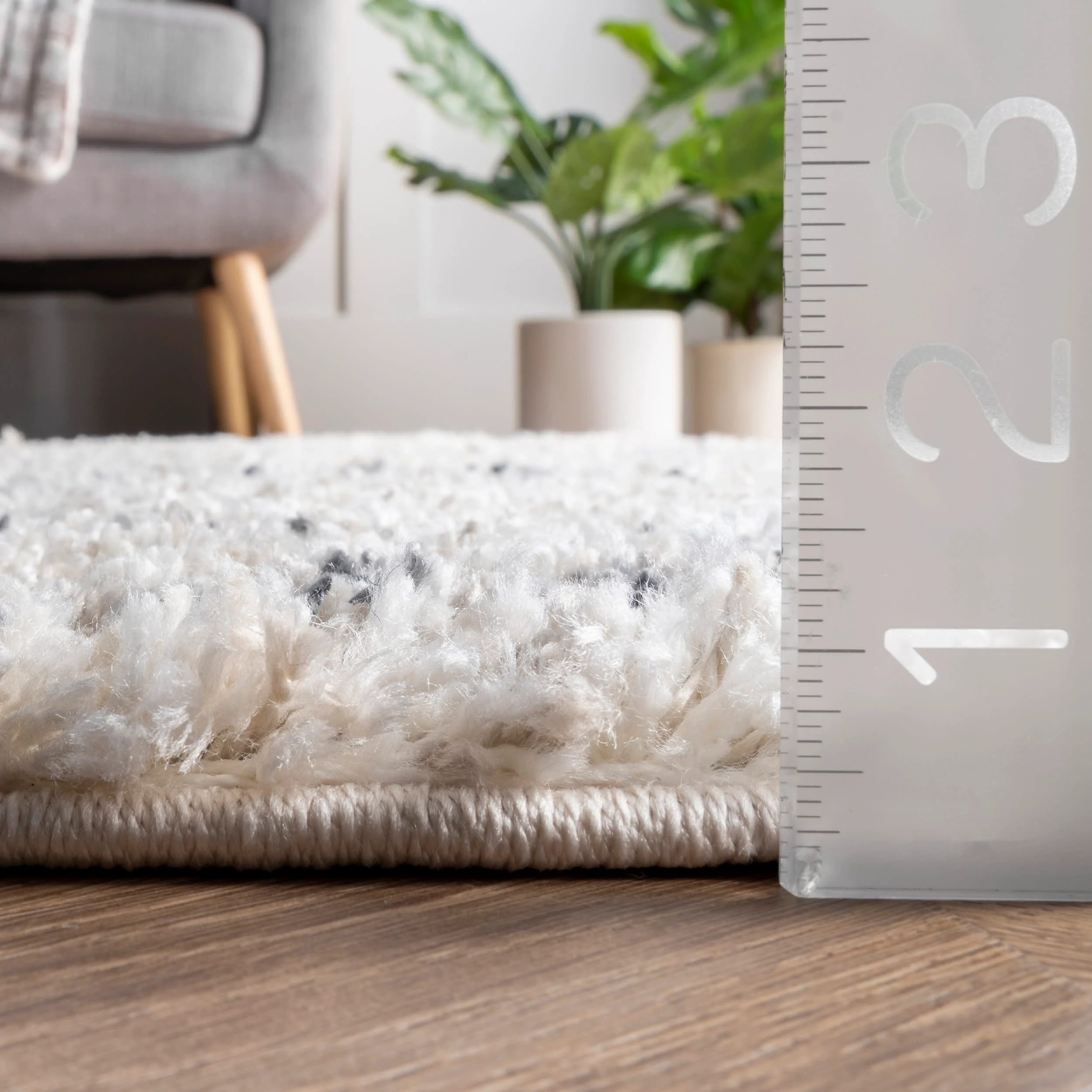 Diamond Band Tassel Rug | Beige - Image 5