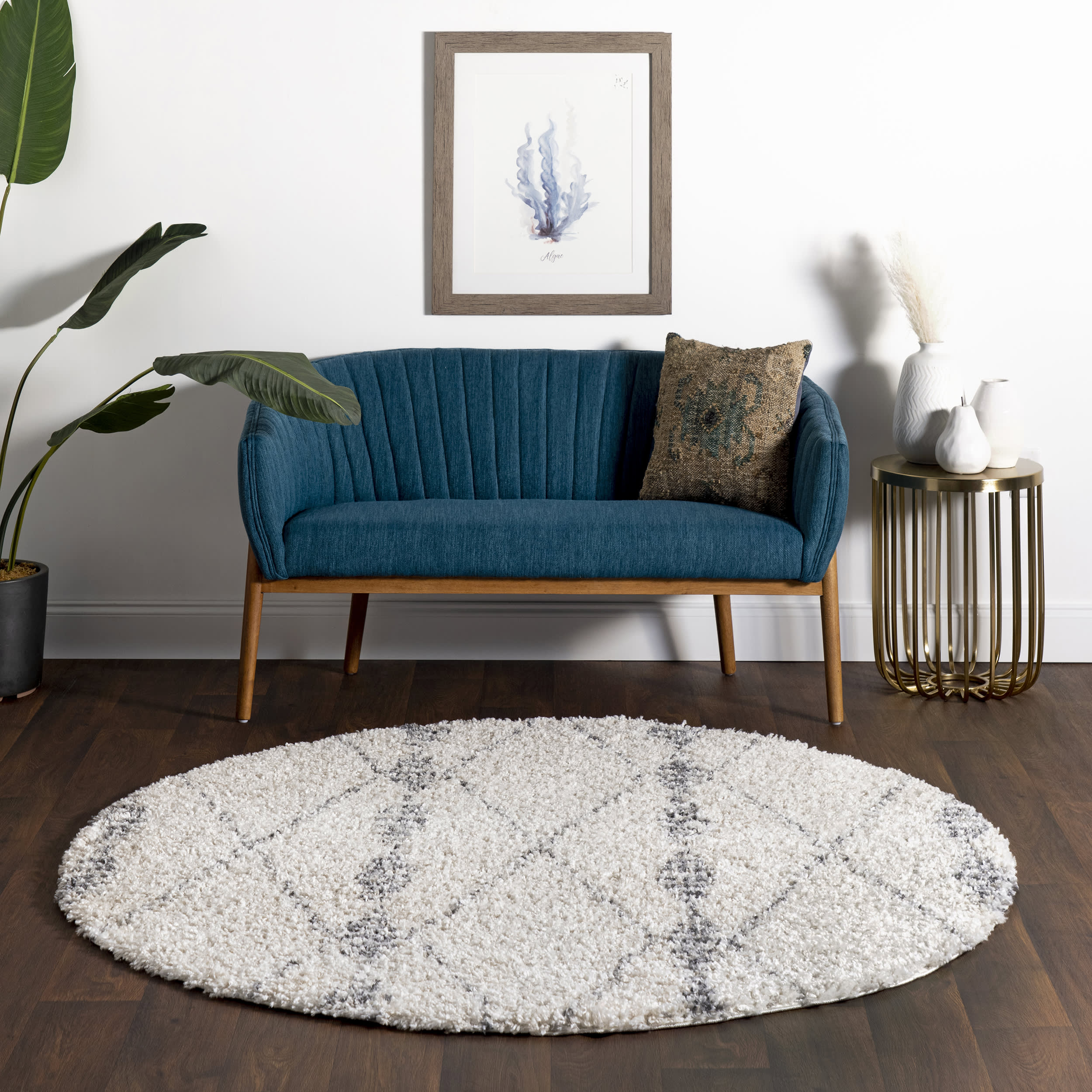 Diamond Band Tassel Rug | Beige - Image 2