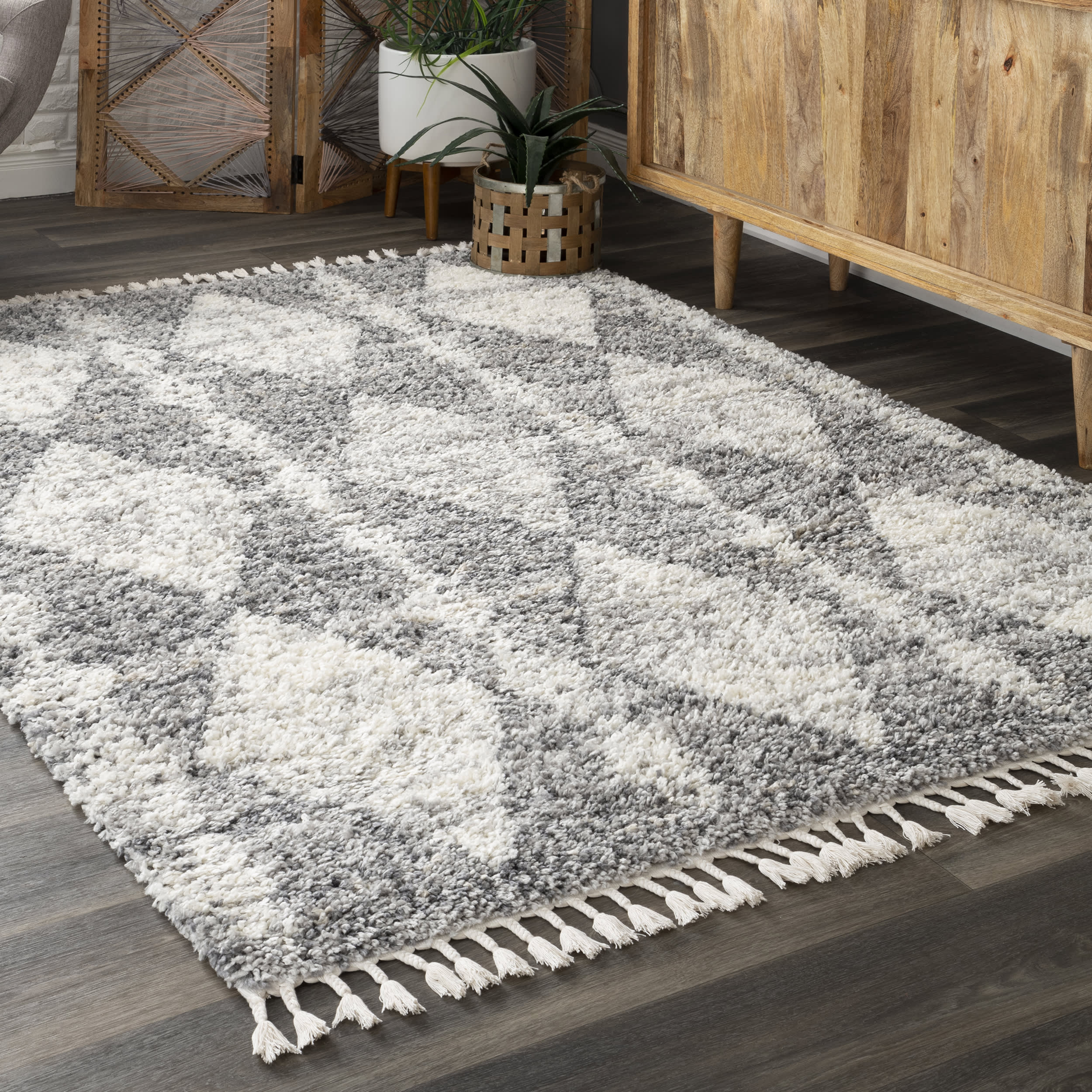 Diamond Band Tassel Rug | Grey - Image 2