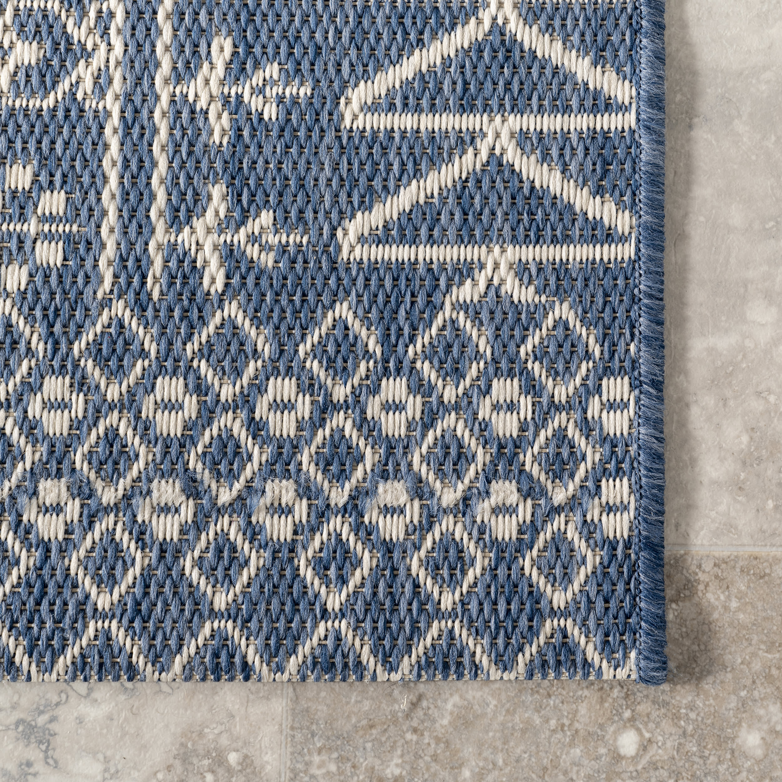 Diamond Bordered Indoor/Outdoor Rug | Blue - Image 3