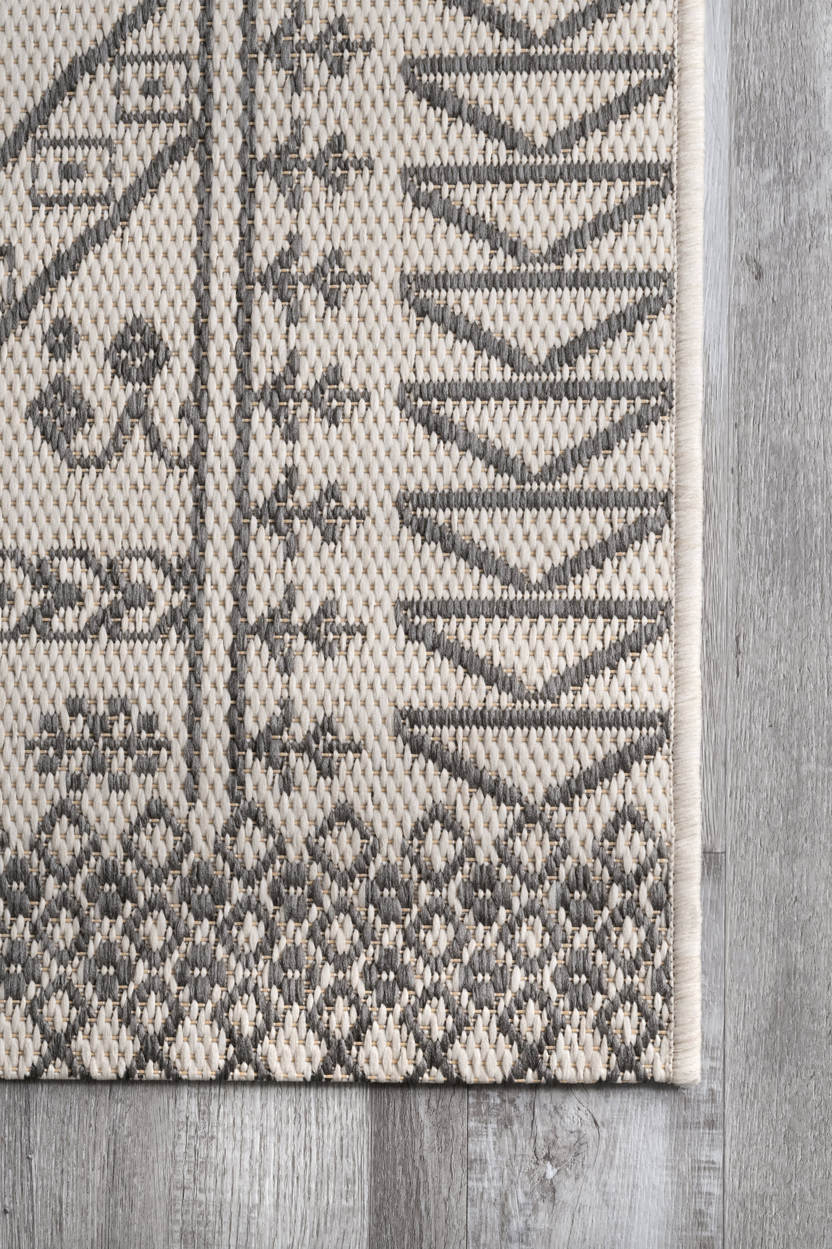 Diamond Bordered Indoor/Outdoor Rug | Ivory - Image 3
