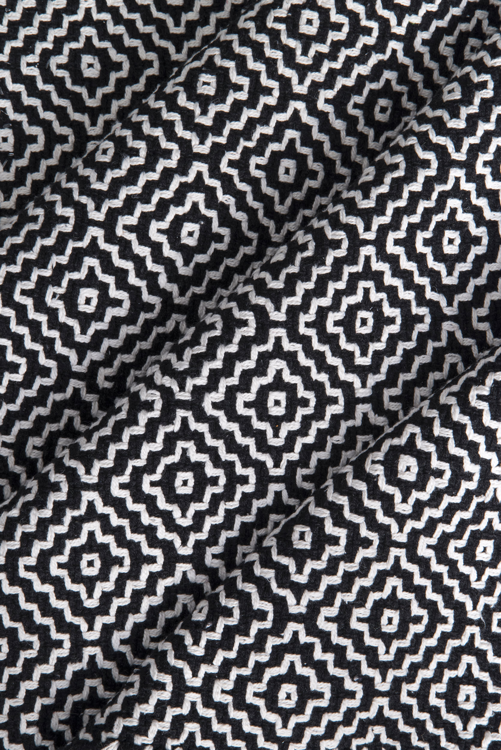 Diamond Cotton Check Flatwoven Rug | Black - Image 5