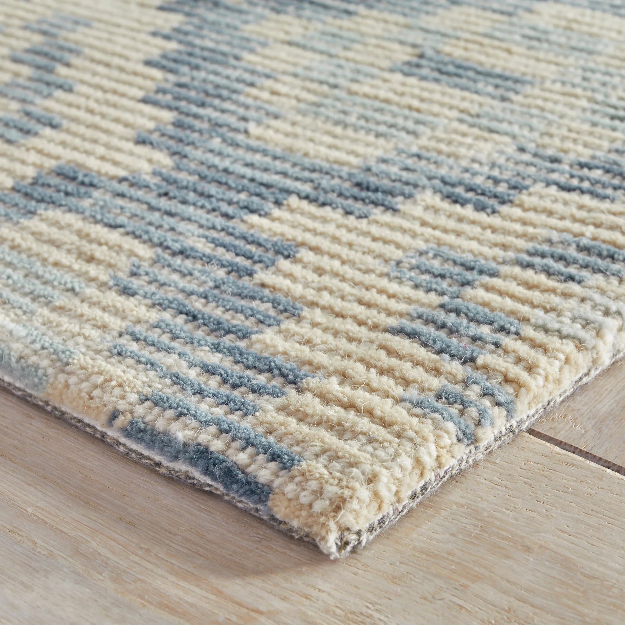 Diamond Cove Hand Tufted Wool Rug | Blue - Image 5