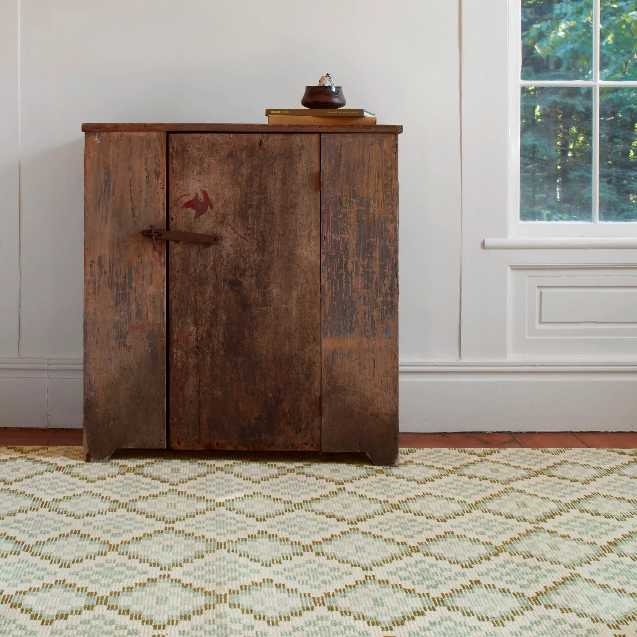 Diamond Cove Hand Tufted Wool Rug | Green - Image 3
