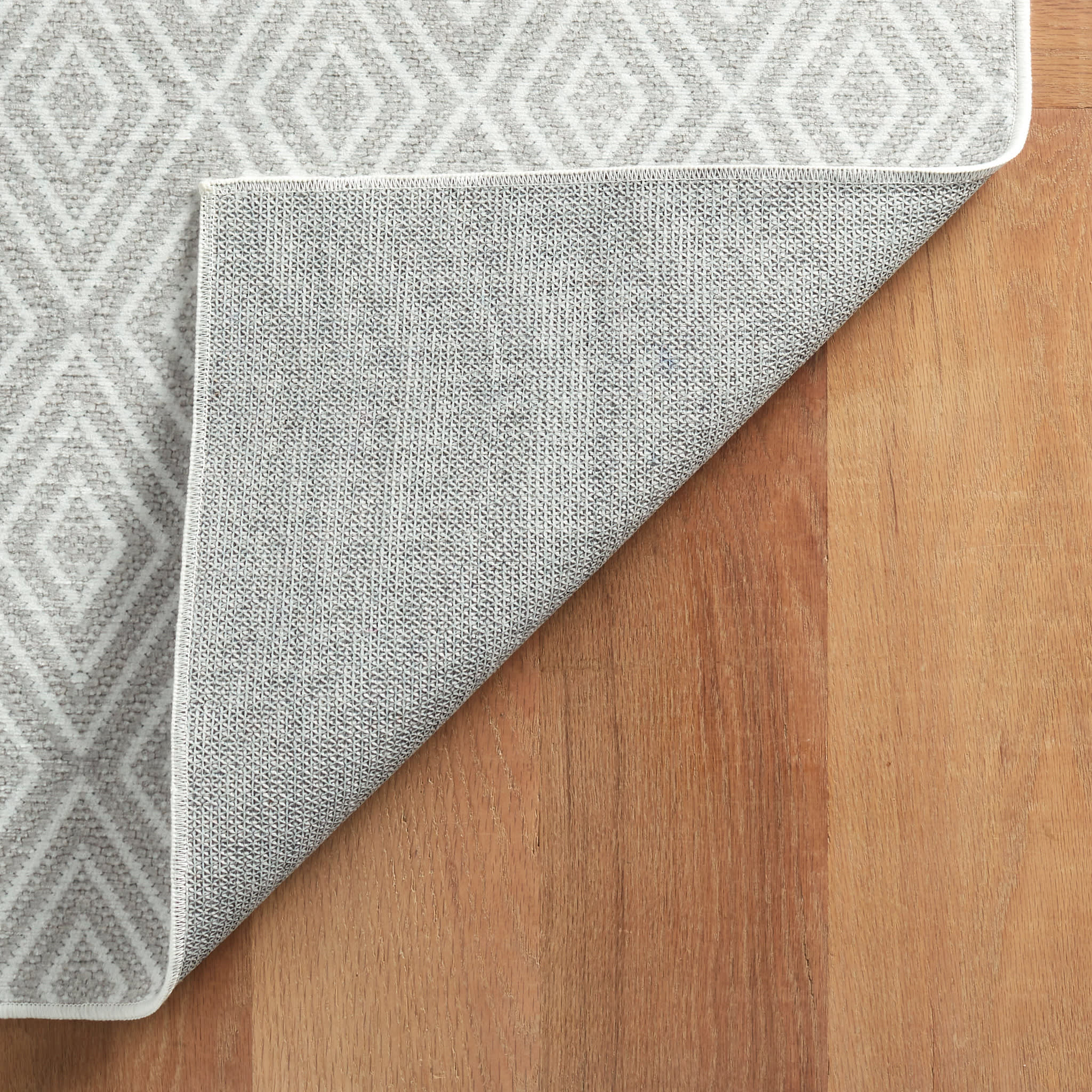 Diamond Machine Washable Rug | Platinum/White - Image 6