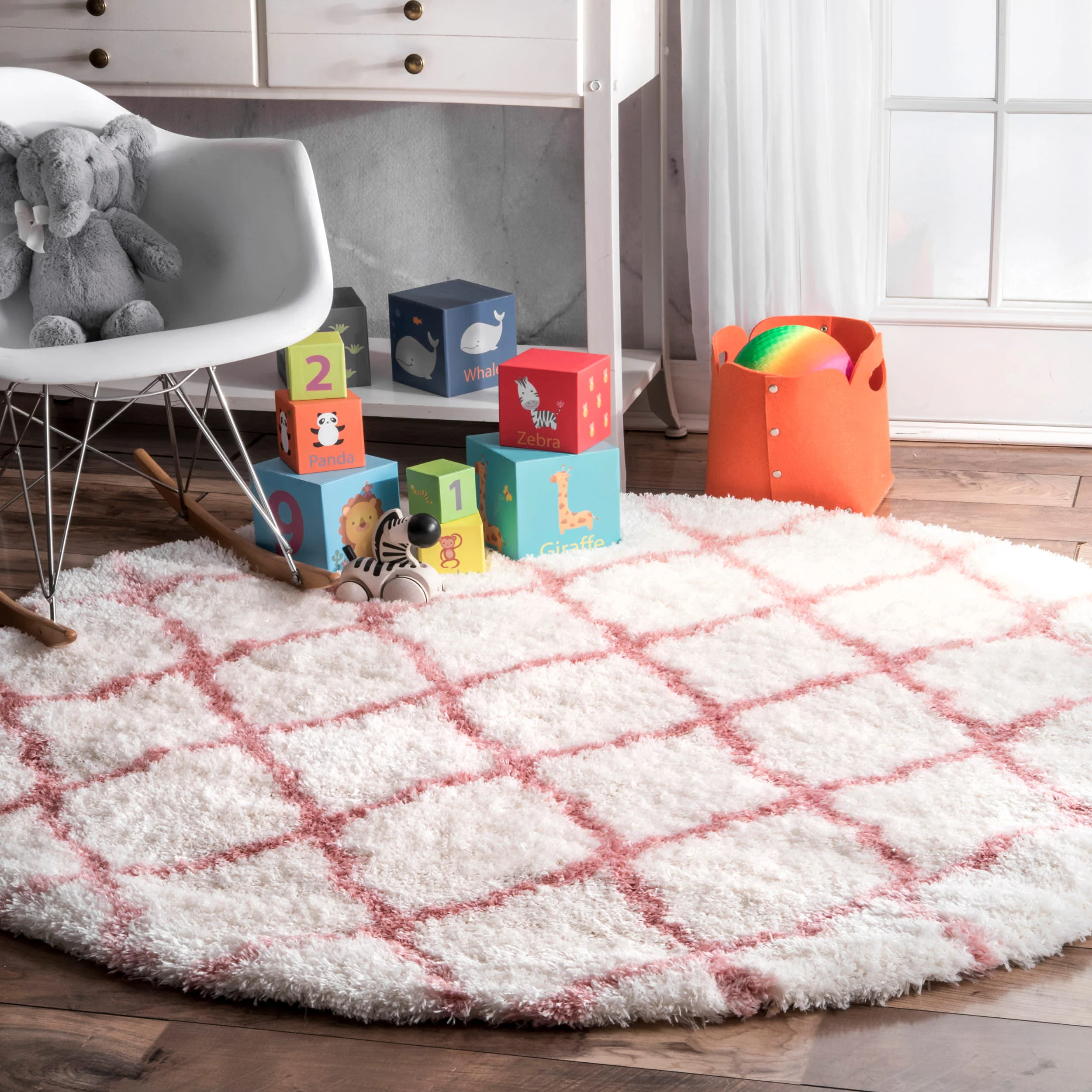 Diamond Rug | Baby Pink - Image 2
