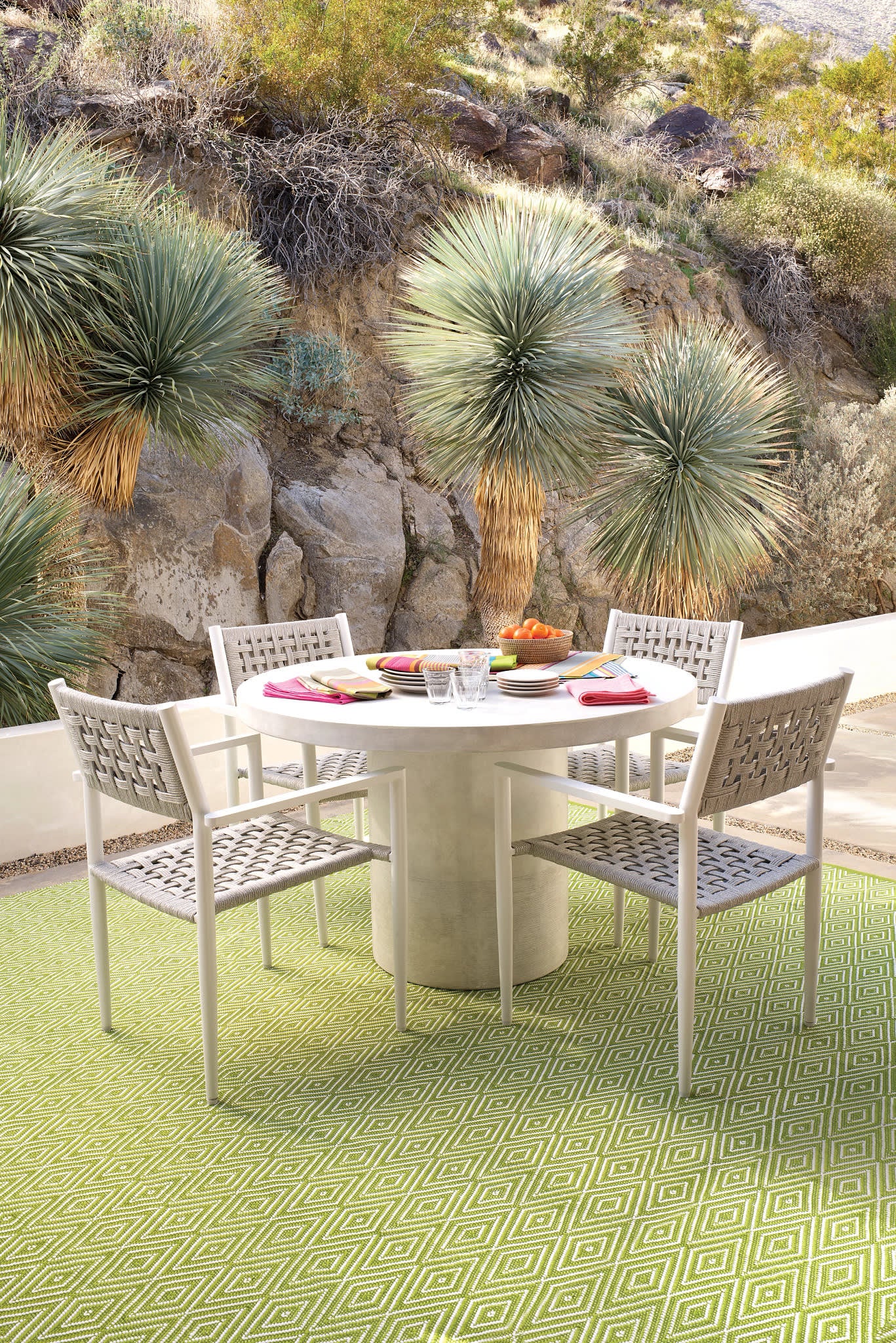Diamond Handwoven Indoor/Outdoor Rug | Sprout/White - Image 3