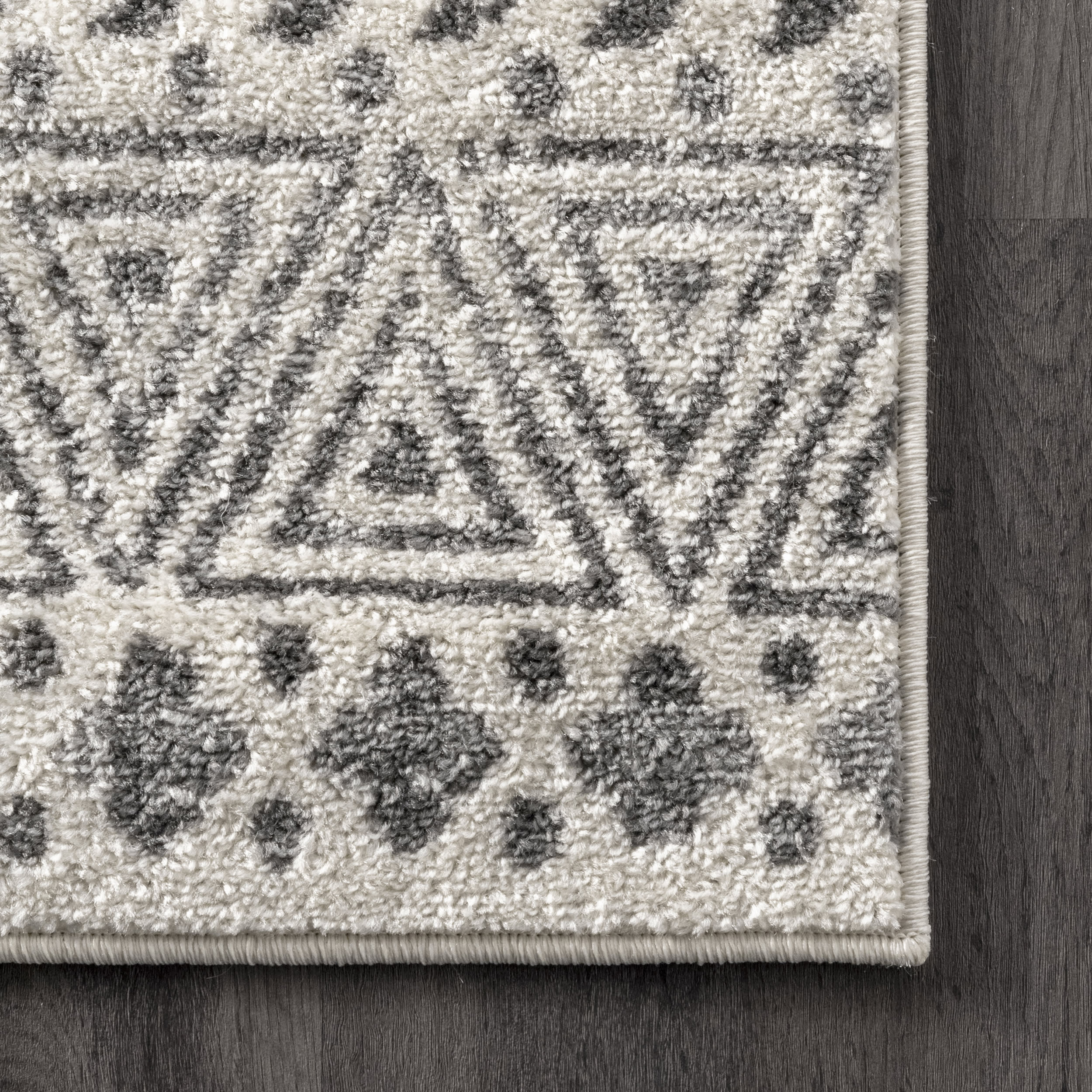 Diamond Trellis Rug | Off White - Image 3