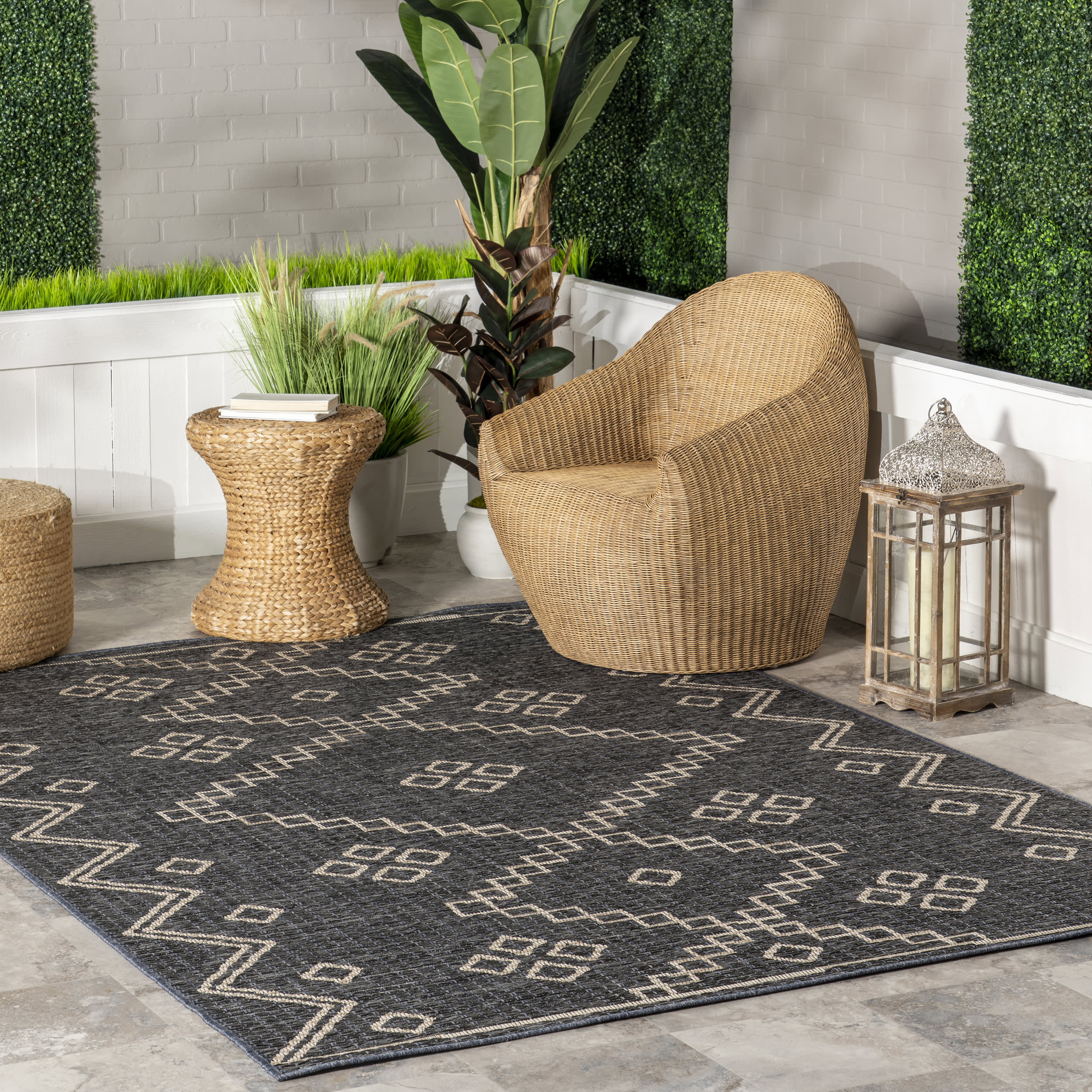 Diamonded Helix Indoor/Outdoor Rug | Charcoal - Image 2