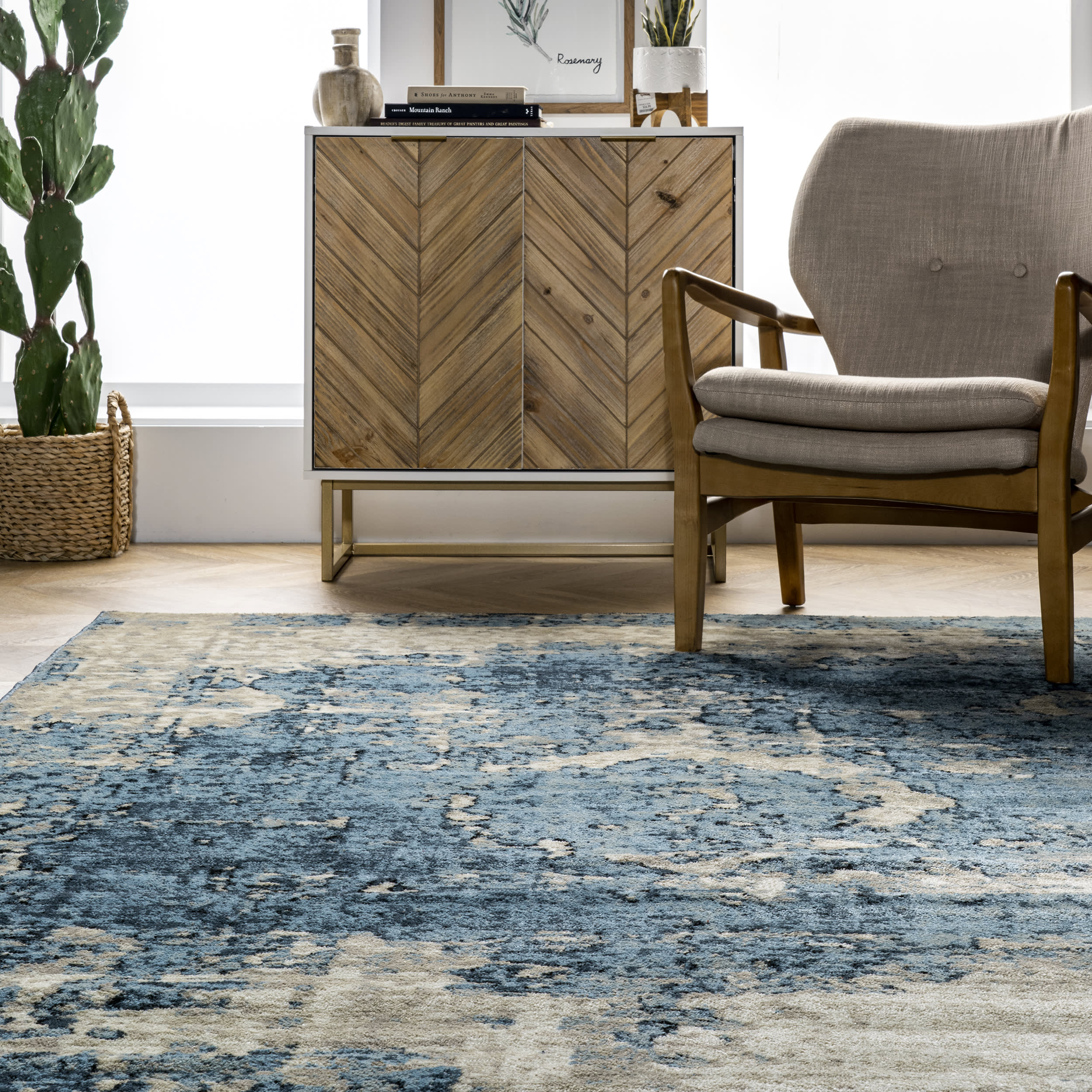 Distressed Foggy Medallion Rug | Blue - Image 3