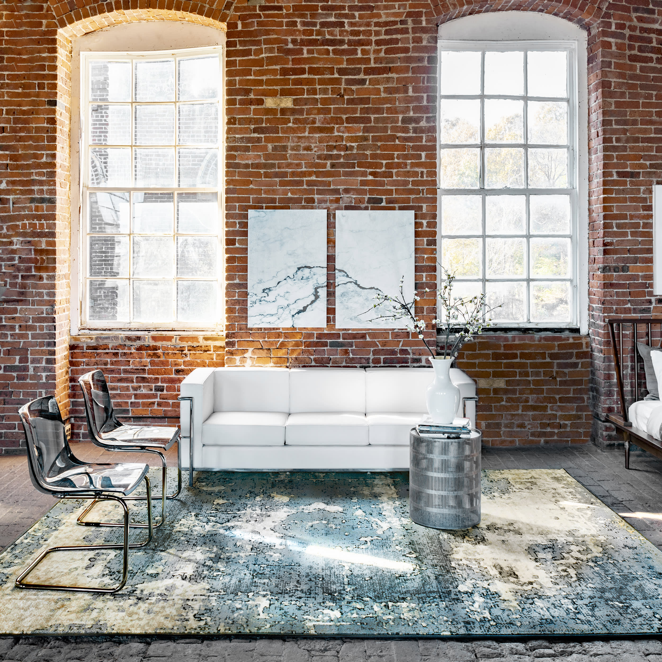 Distressed Foggy Medallion Rug | Blue - Image 5