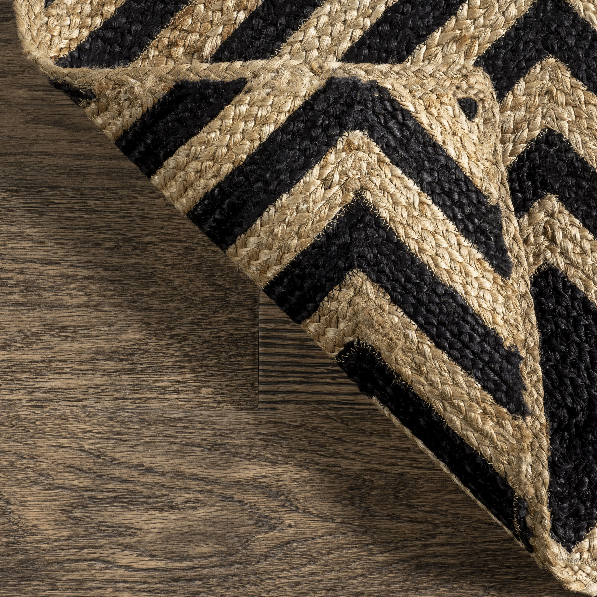 Dogwood Tiled Jute Rug | Black - Image 4