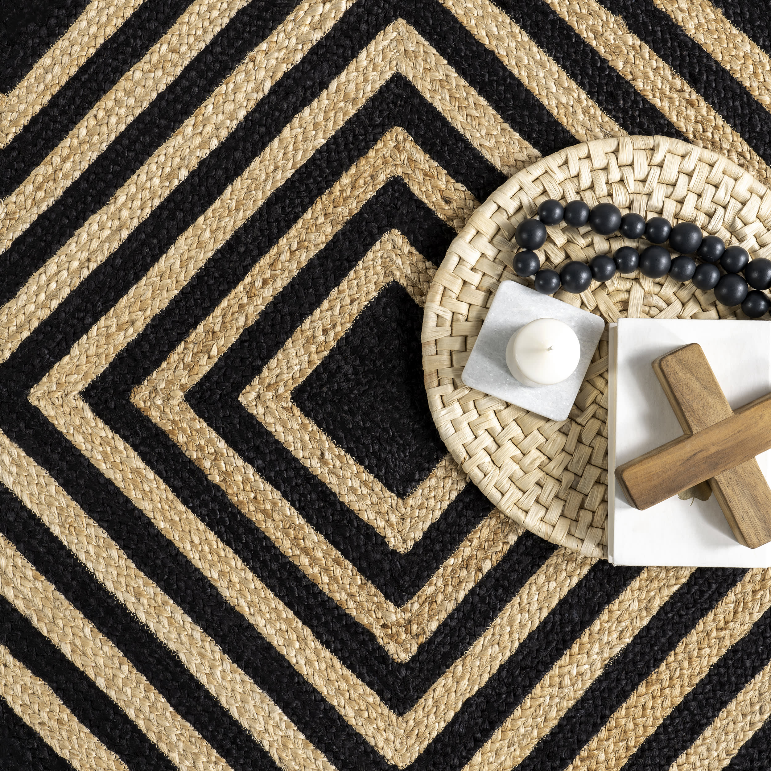 Dogwood Tiled Jute Rug | Black - Image 5