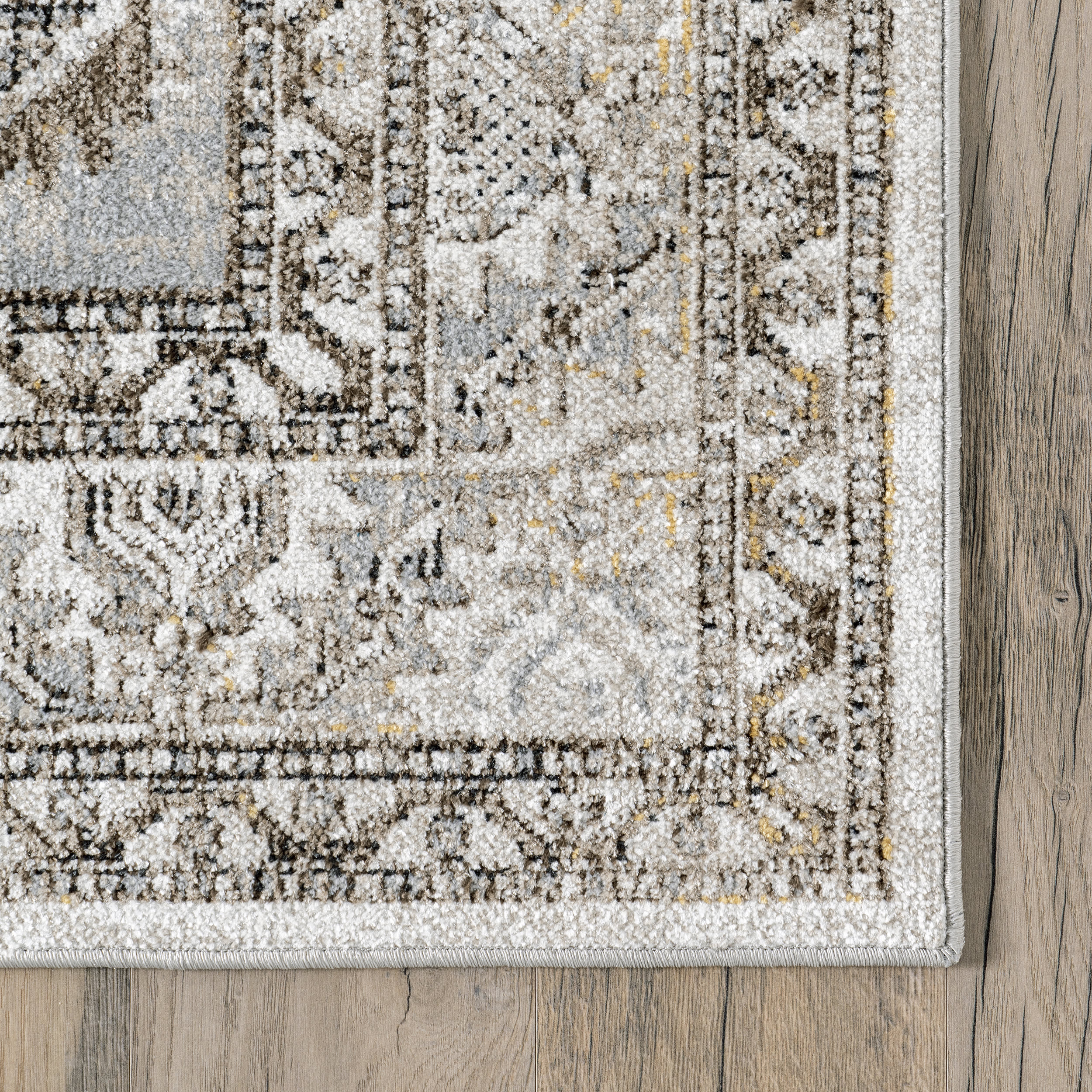 Dolly Washable Vintage Rug | Beige - Image 3