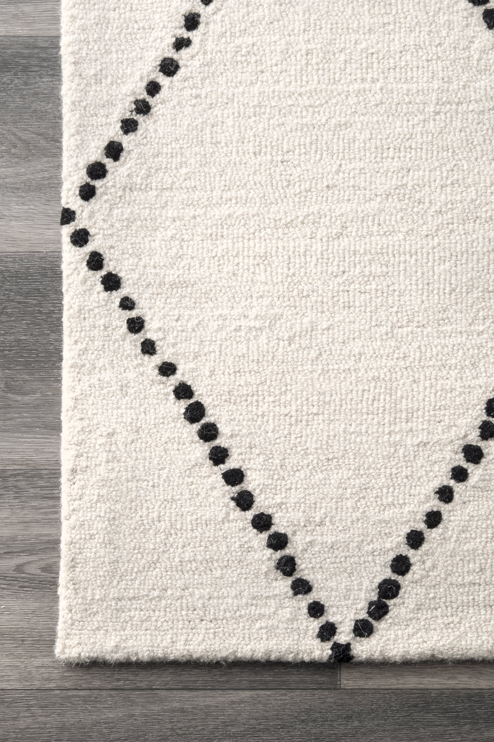 Dotted Diamond Trellis Nursery Rug | Ivory - Image 3