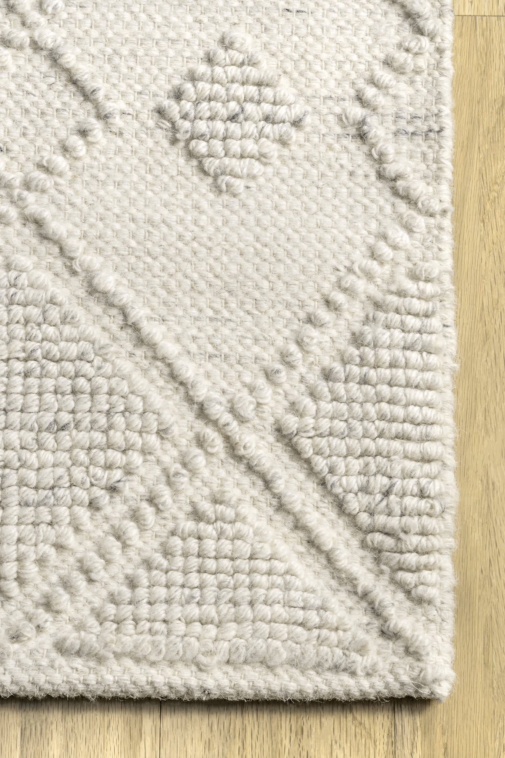 Dotted Diamonds Texture Rug | Ivory - Image 3