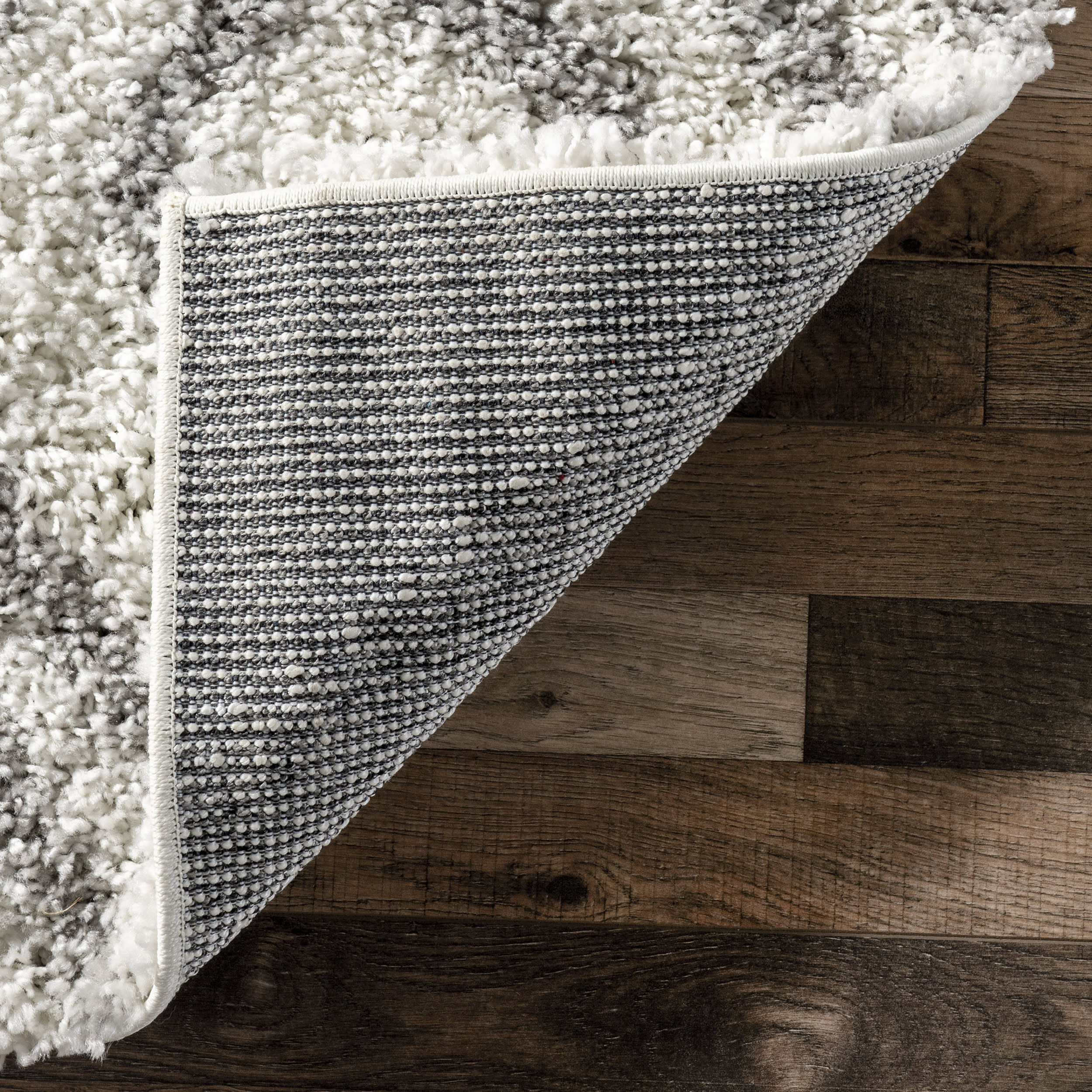 Double Diamond Shag Rug | White - Image 2
