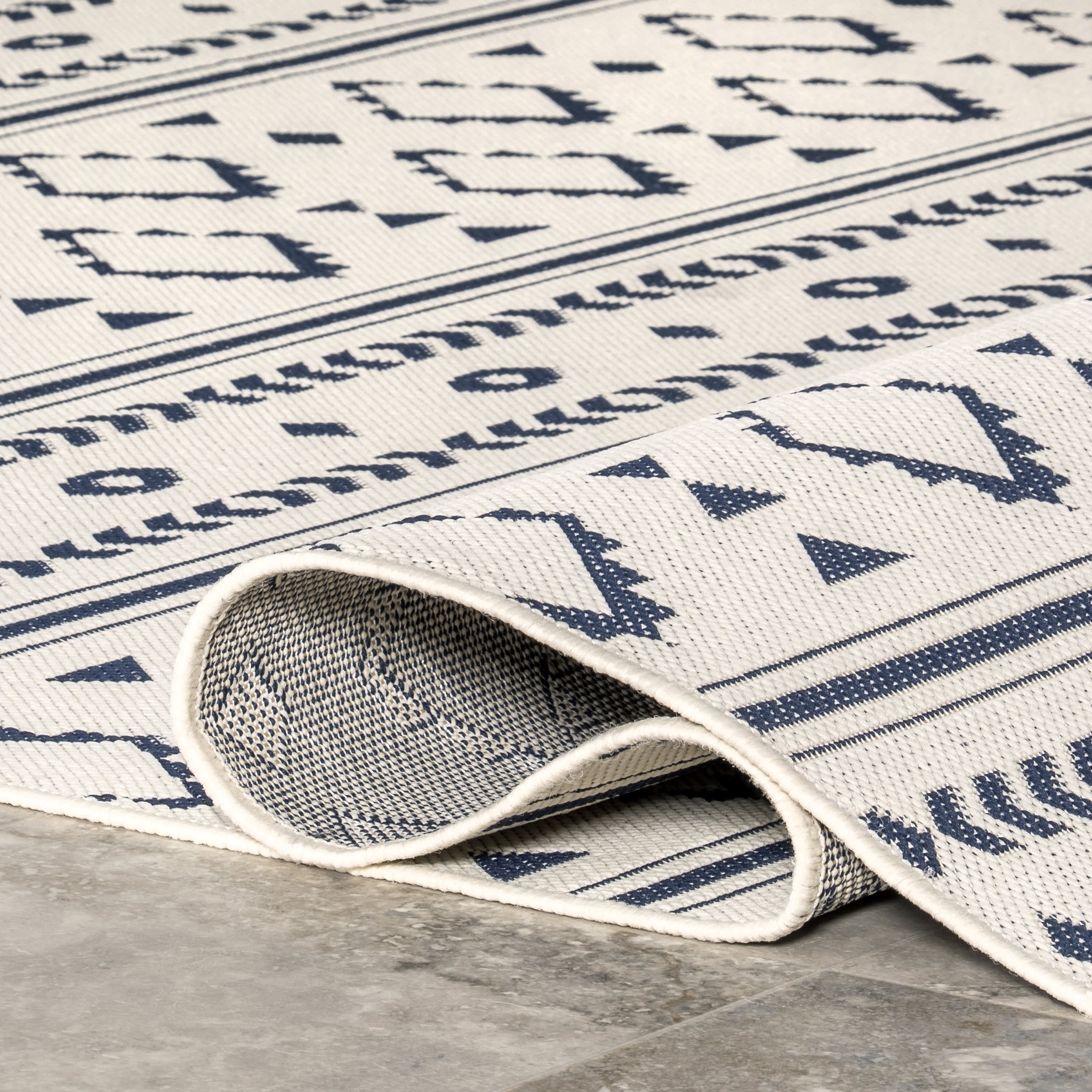 Droplet Striped Indoor/Outdoor Rug | Light Grey - Image 8