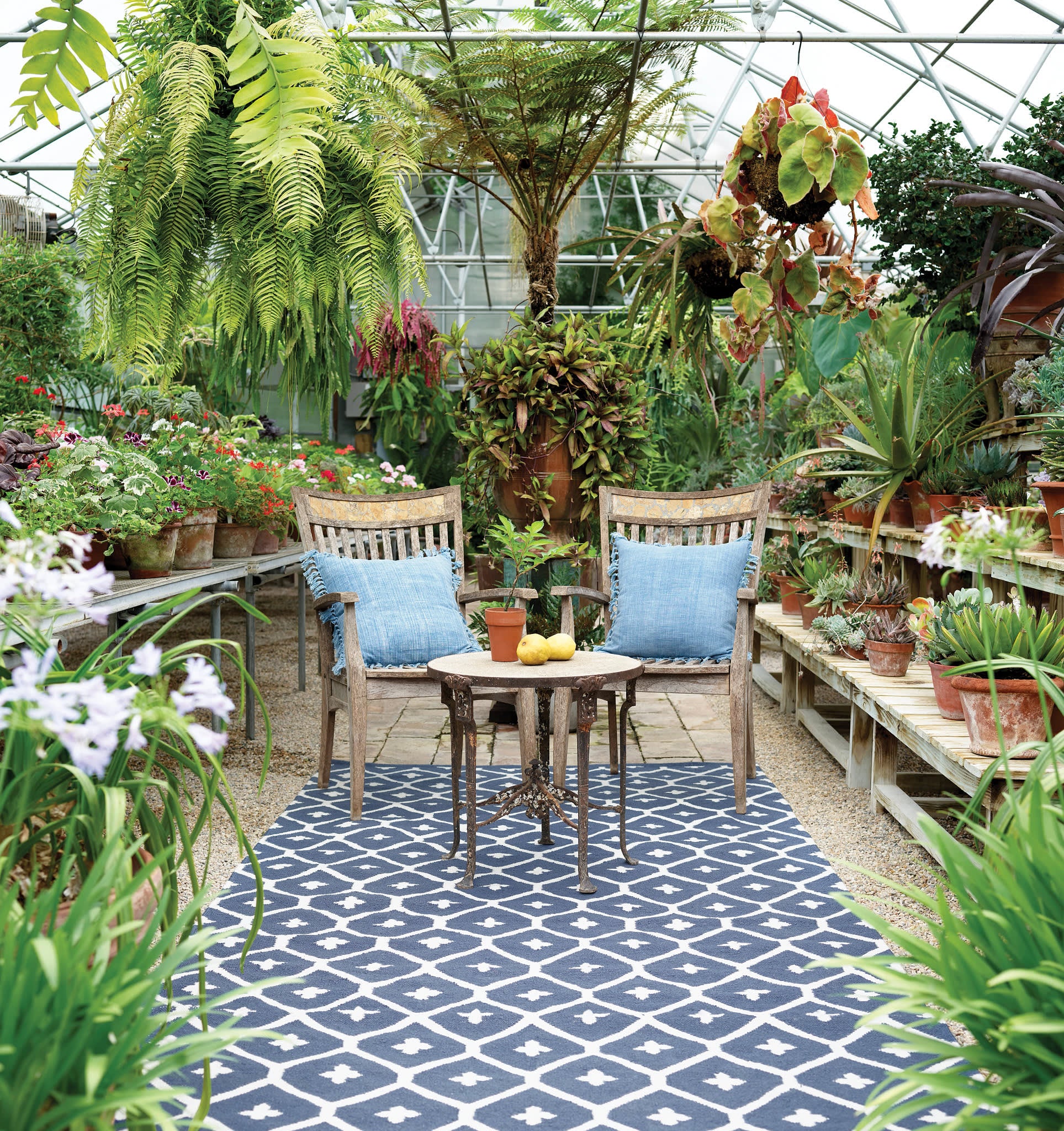 Elizabeth Handwoven Indoor/Outdoor Rug by Bunny Williams | Navy - Image 4