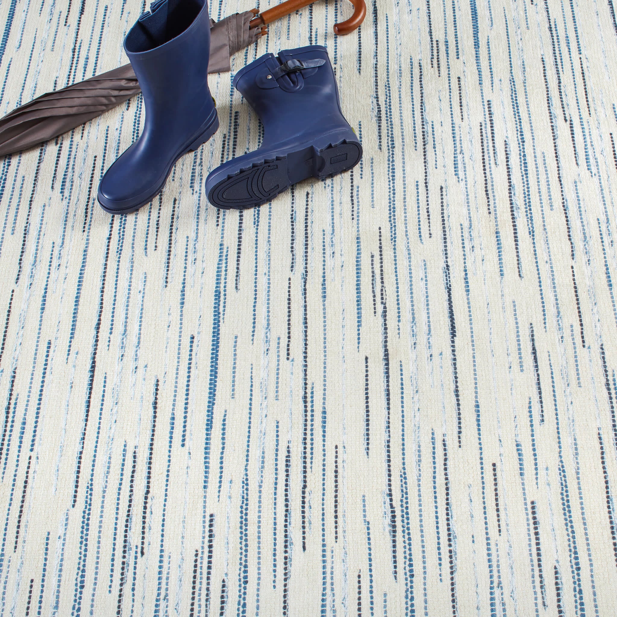 Elwood Machine Washable Rug | Blue - Image 3