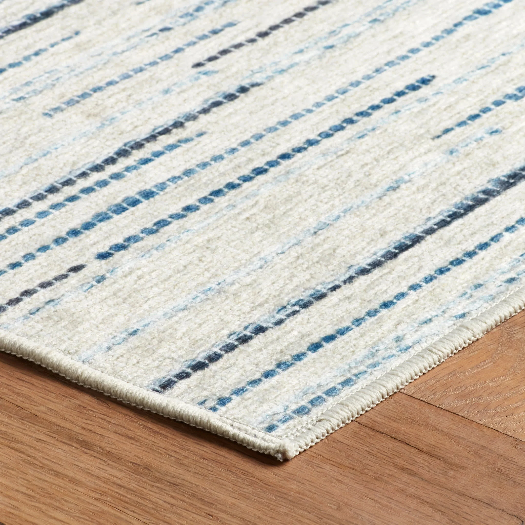 Elwood Machine Washable Rug | Blue - Image 5