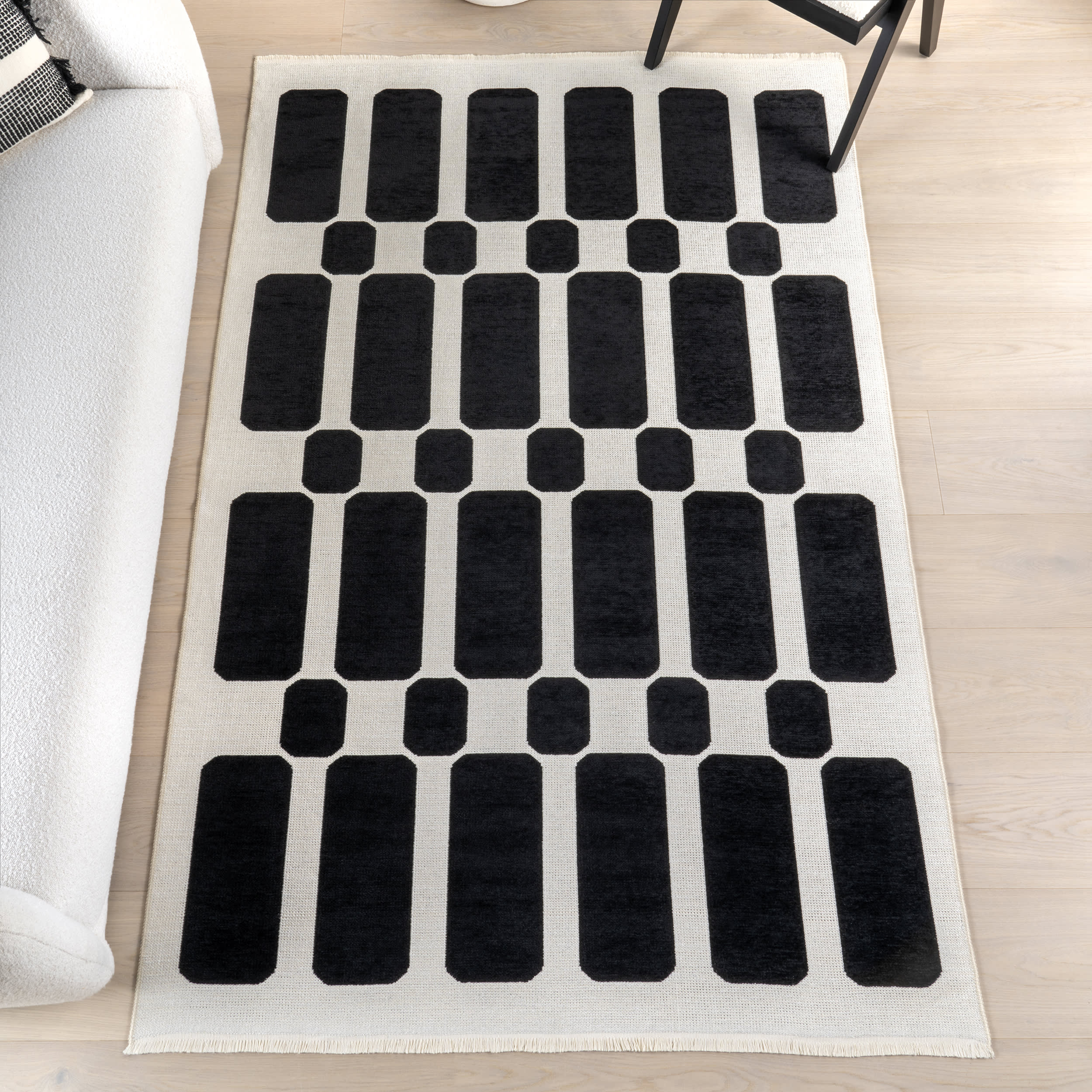 Emelia Blocks Reversible Washable Rug | Black/Cream - Image 2