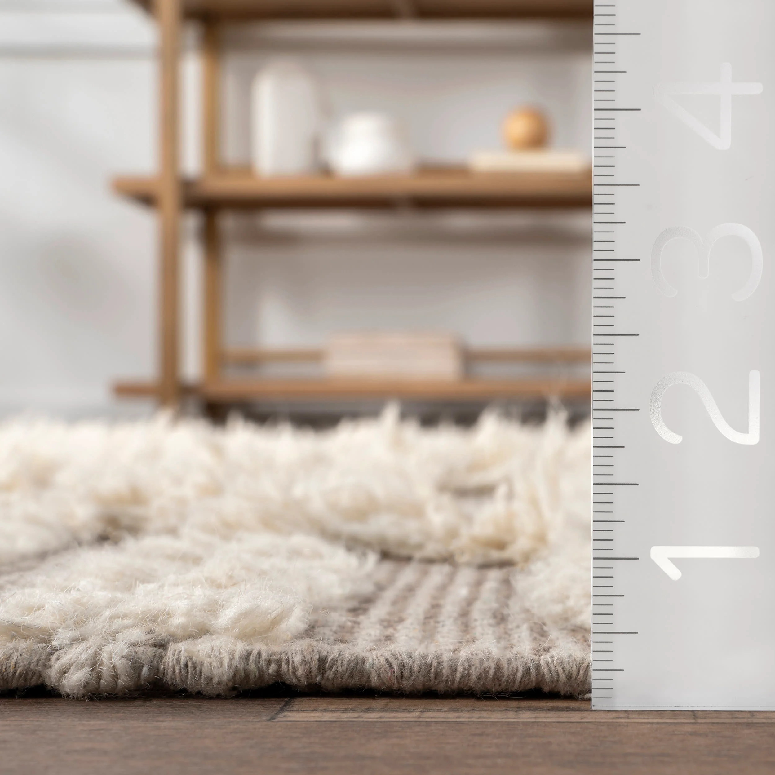 Emmey Modern Trellis Rug | Beige - Image 5