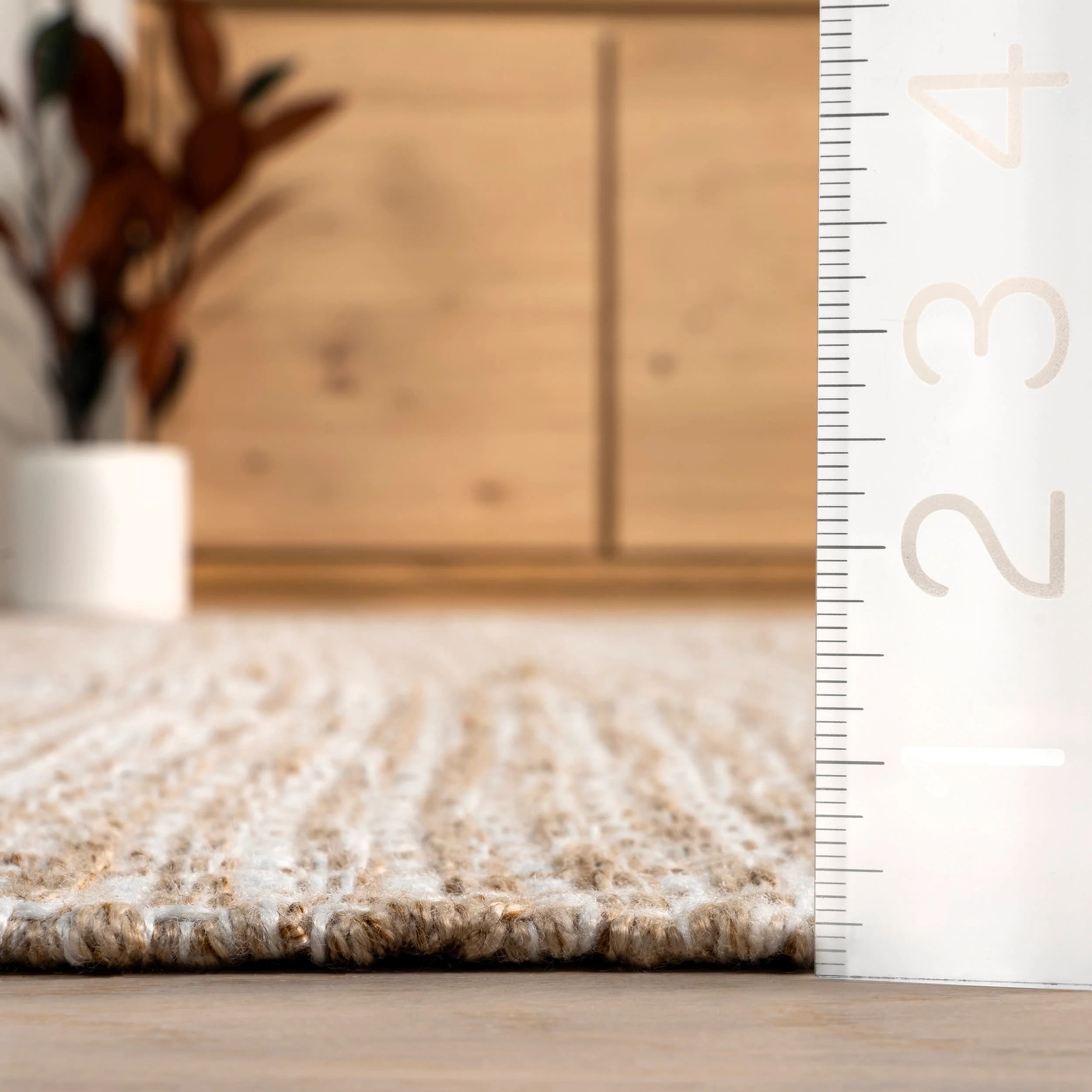 Esperanza Solid Fringed Rug | Beige - Image 5