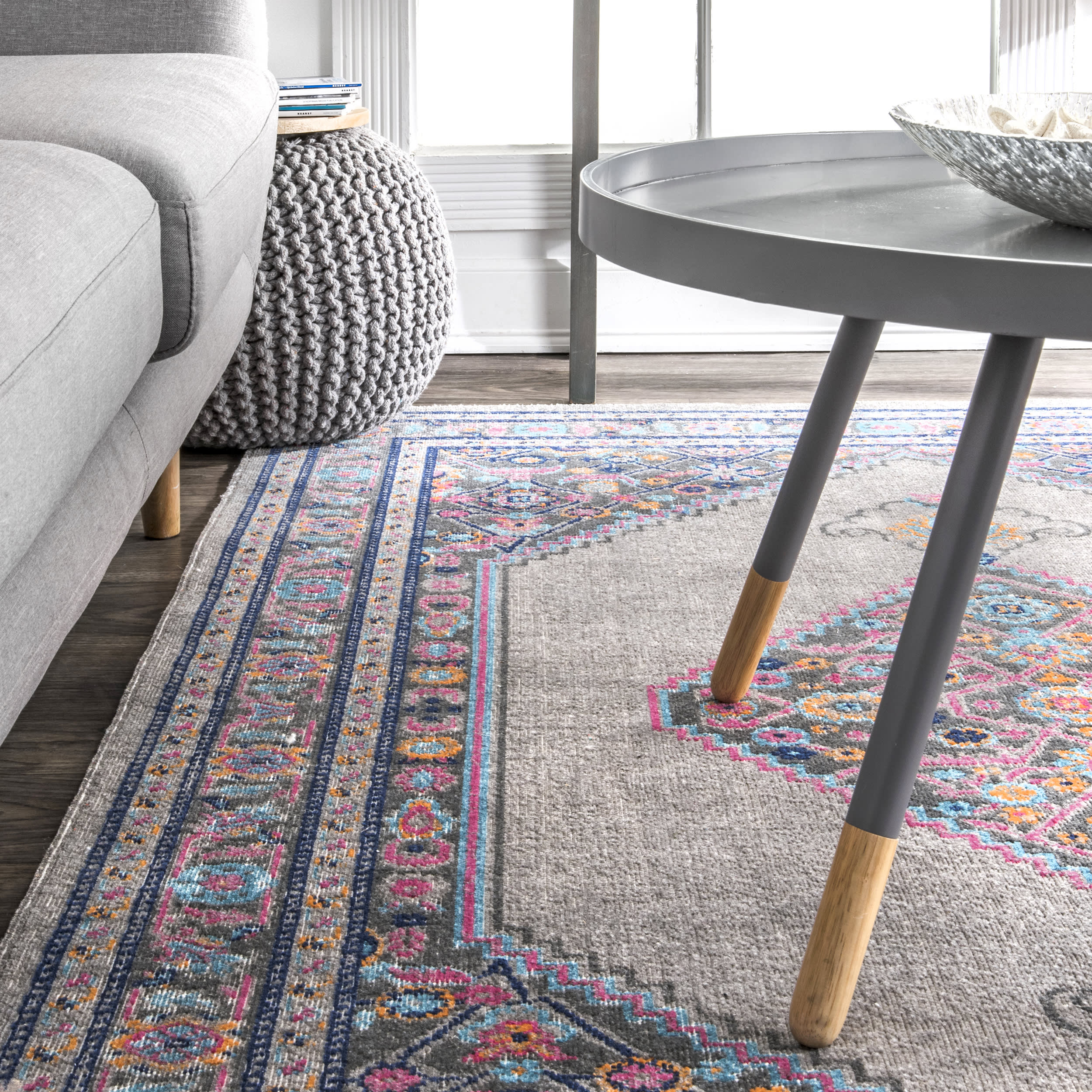 Eternal Palmette Knot Medallion Rug | Grey - Image 4