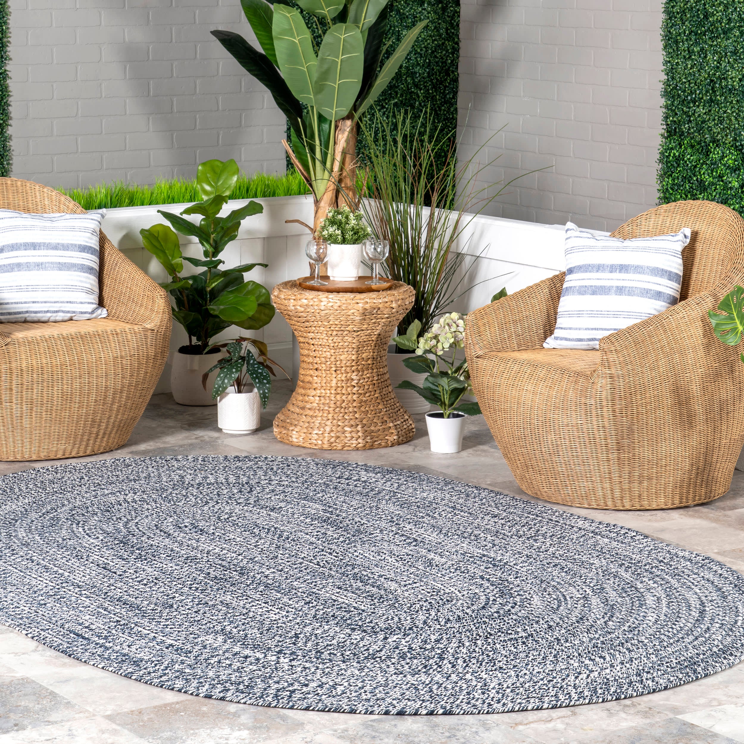 Everywhere Hand-Braided Indoor/Outdoor Rug | Navy - Image 2