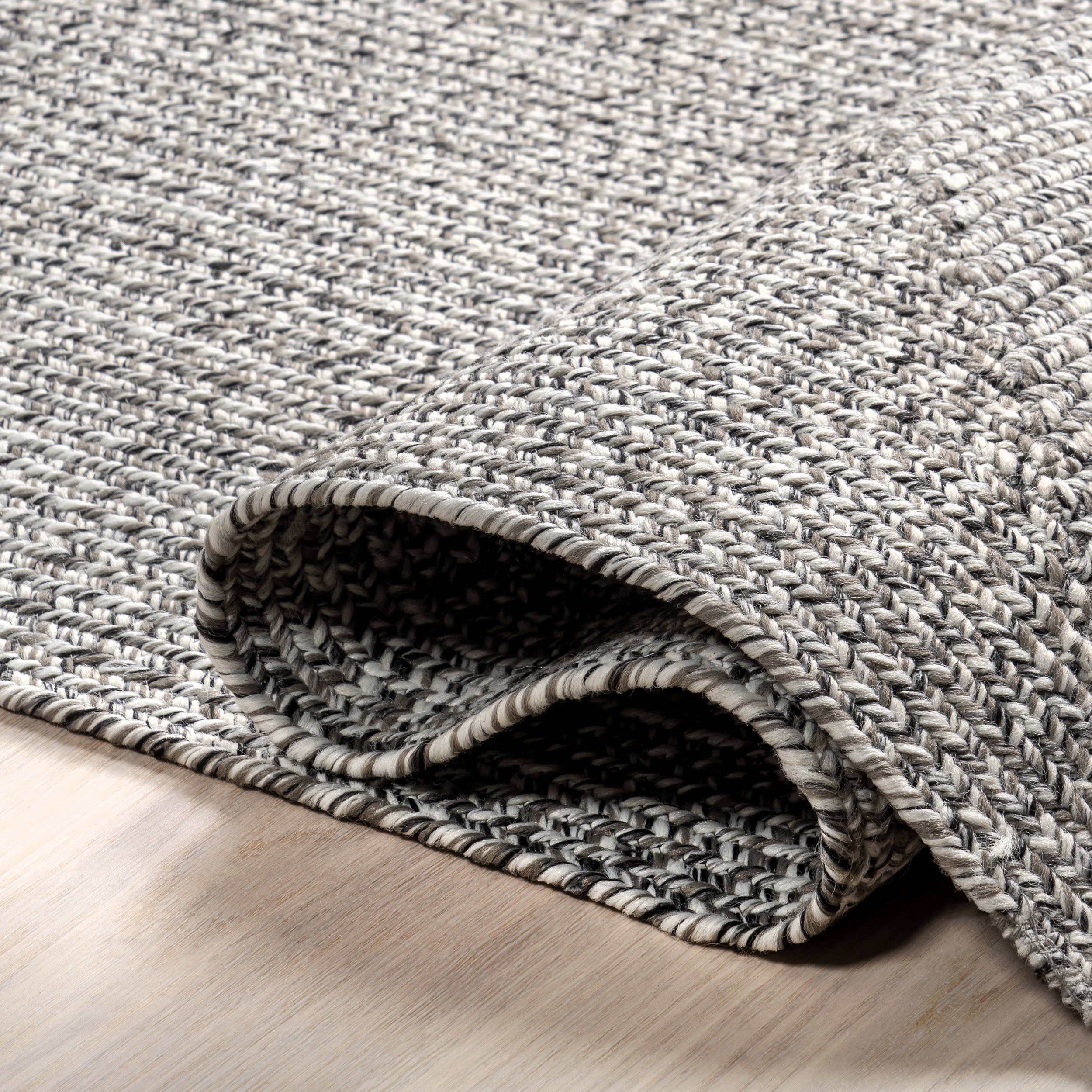 Everywhere Hand-Braided Indoor/Outdoor Rug | Salt And Pepper - Image 11