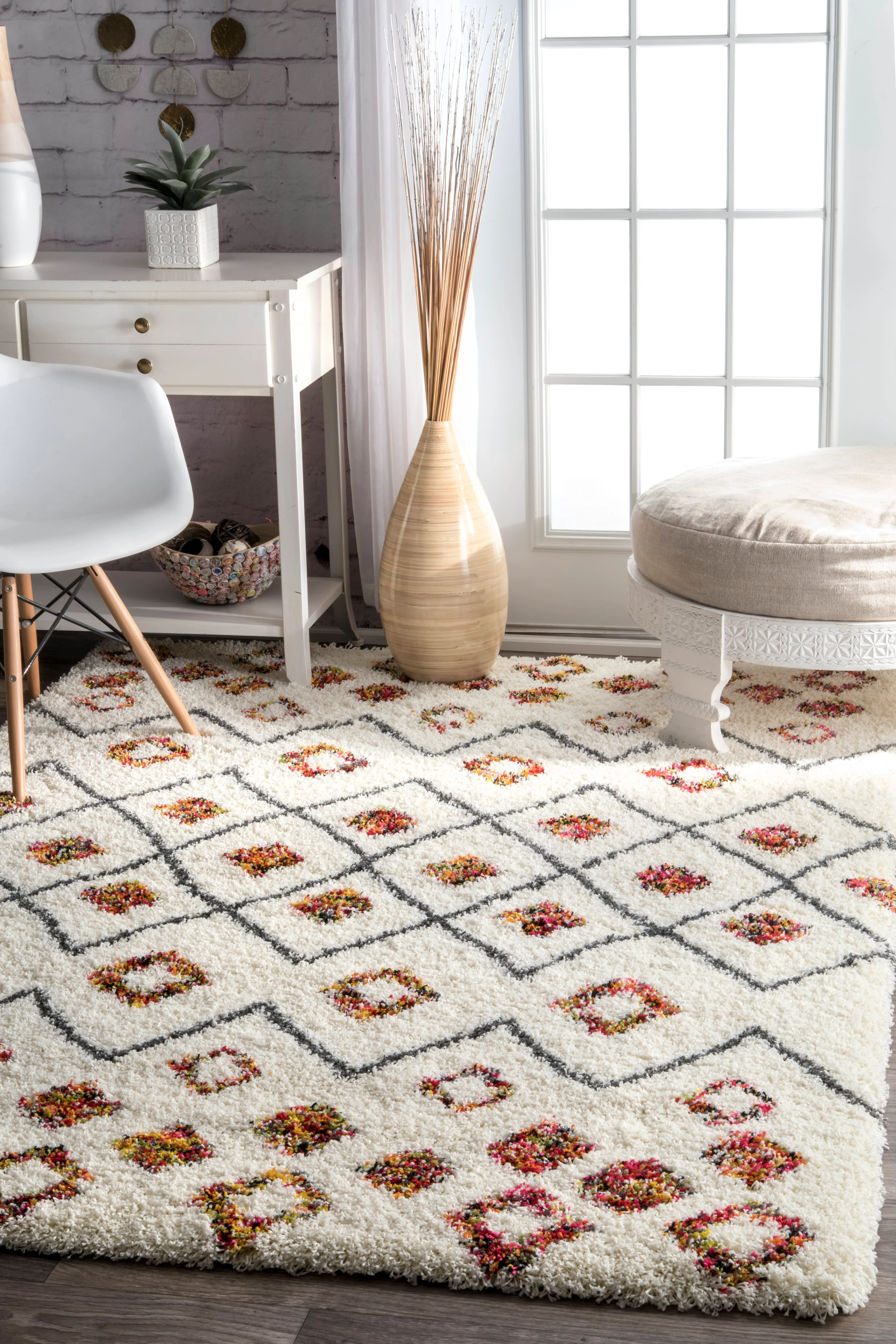 Expo Shag Diamond Rug | White - Image 2